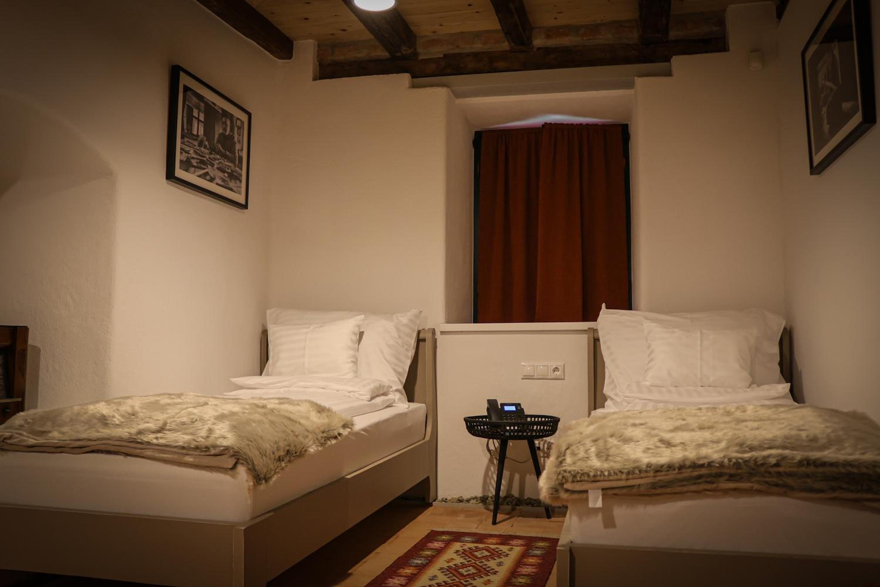 Standard Twin Room photo 2