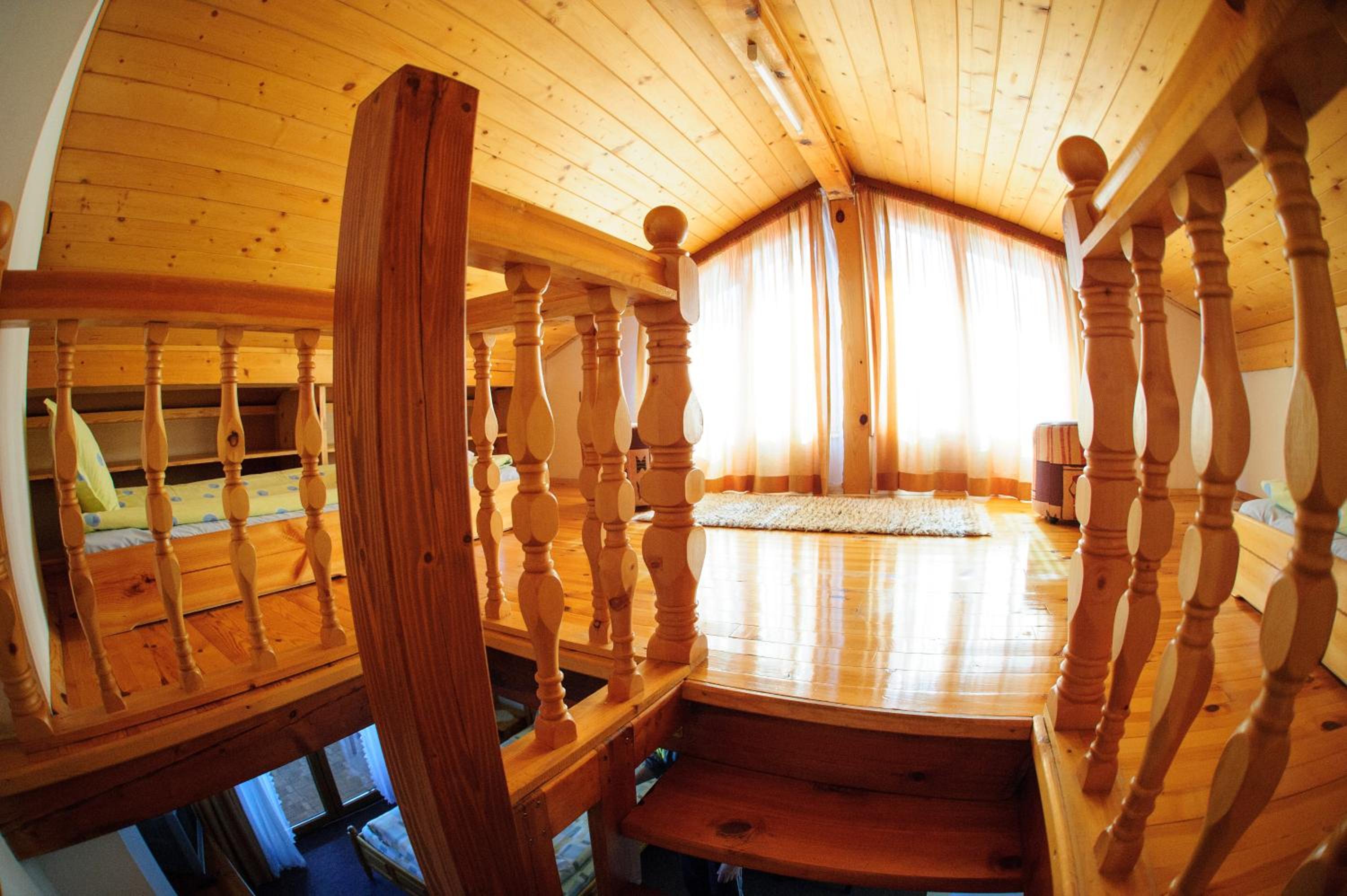Maisonette photo 1