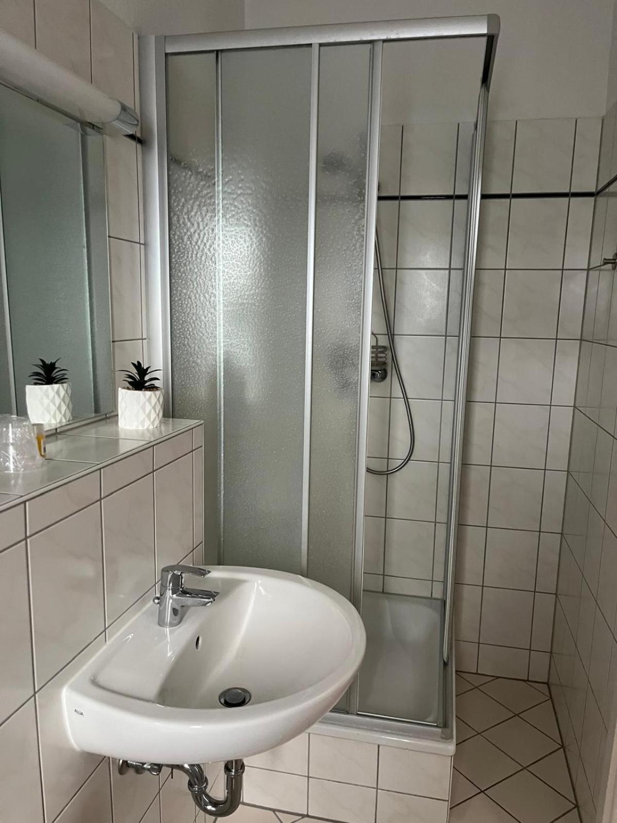 Single Room - Disability Access