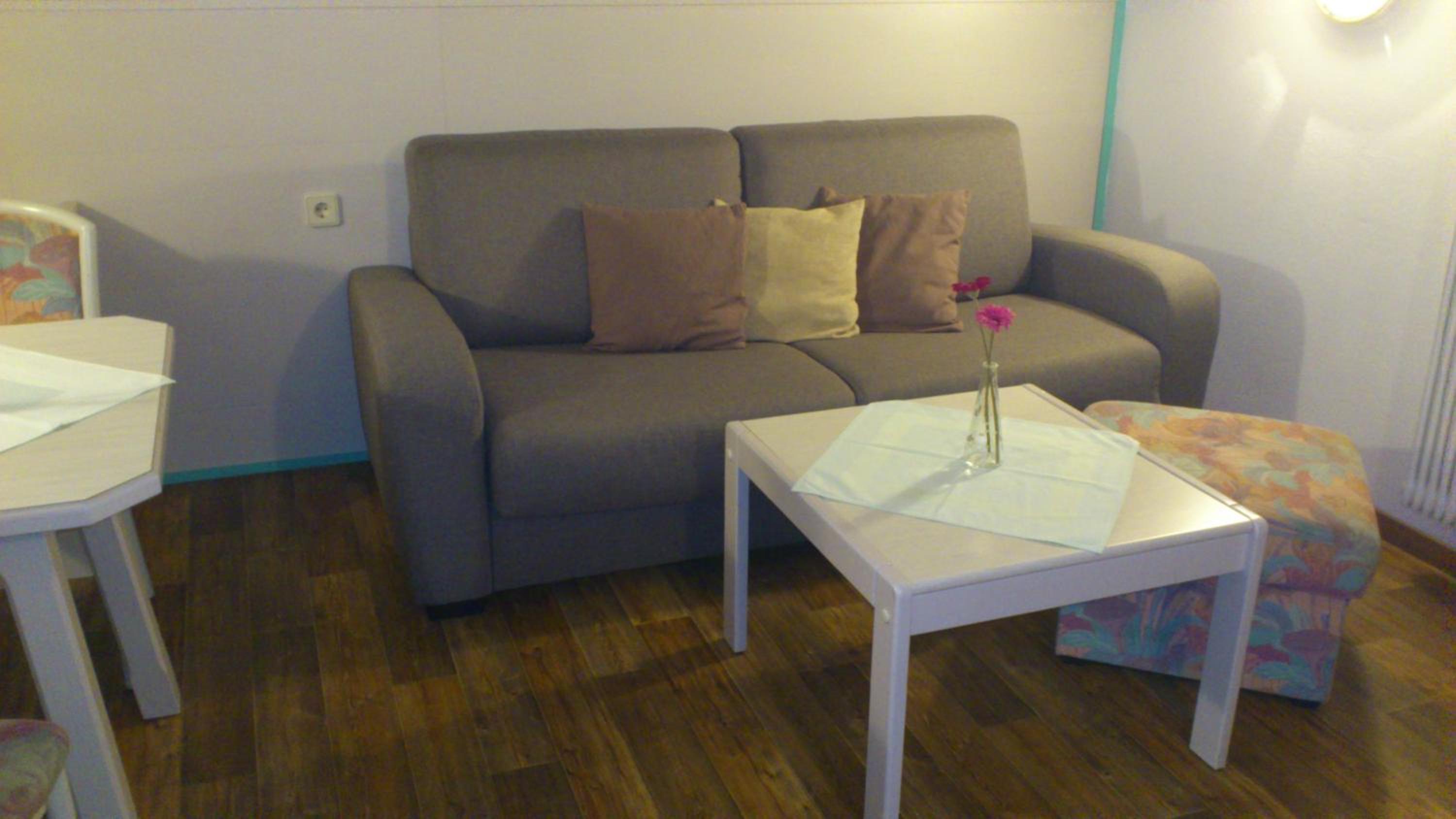 One-Bedroom Apartment with Balcony photo 3