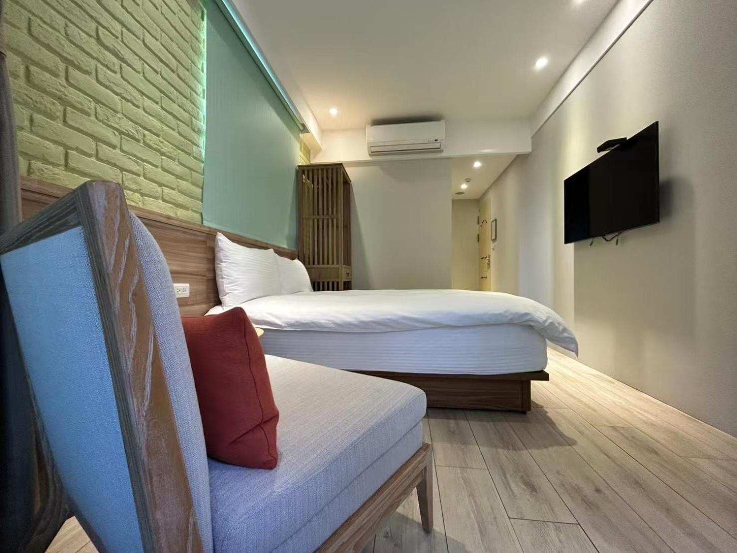 Double Room with Balcony photo 3