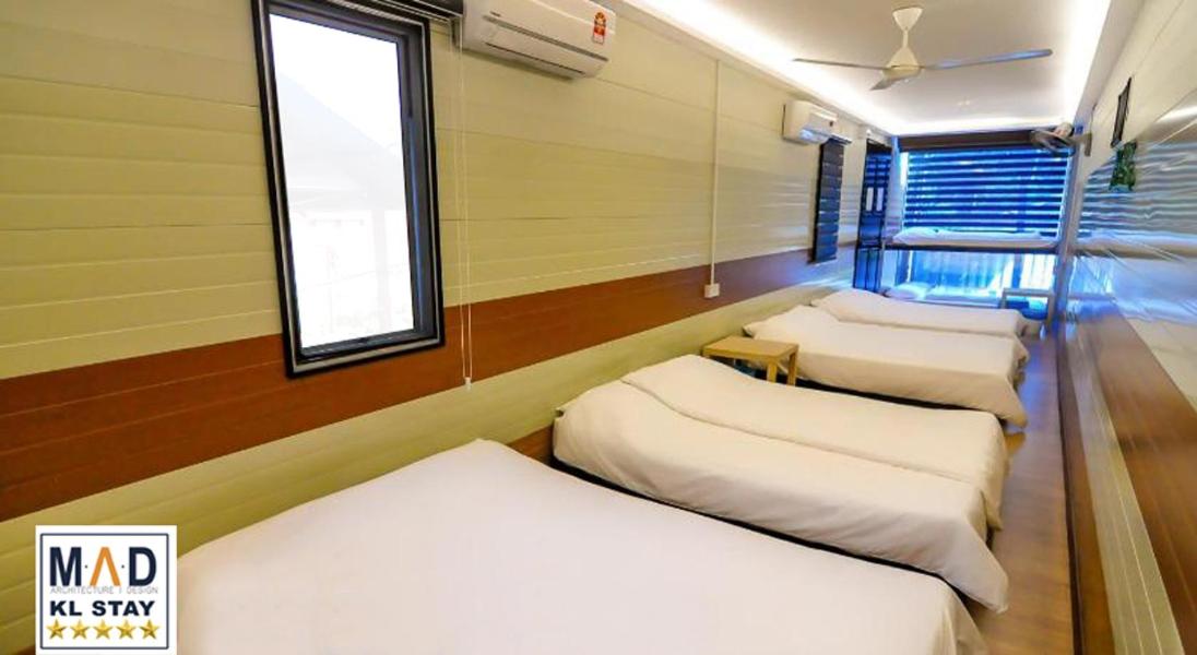 8-Bed Mixed Dormitory Room
