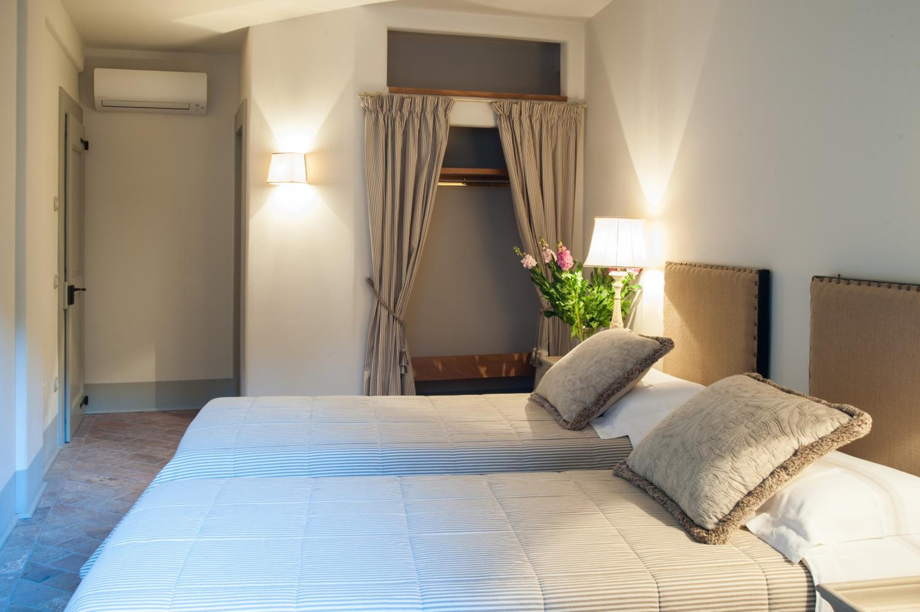 Superior Double Room - Photo 9