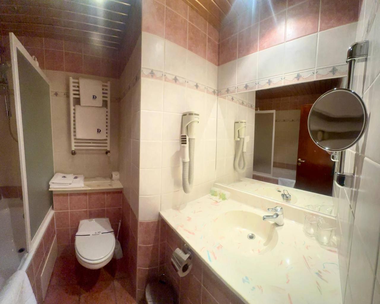 Economy Twin Room
