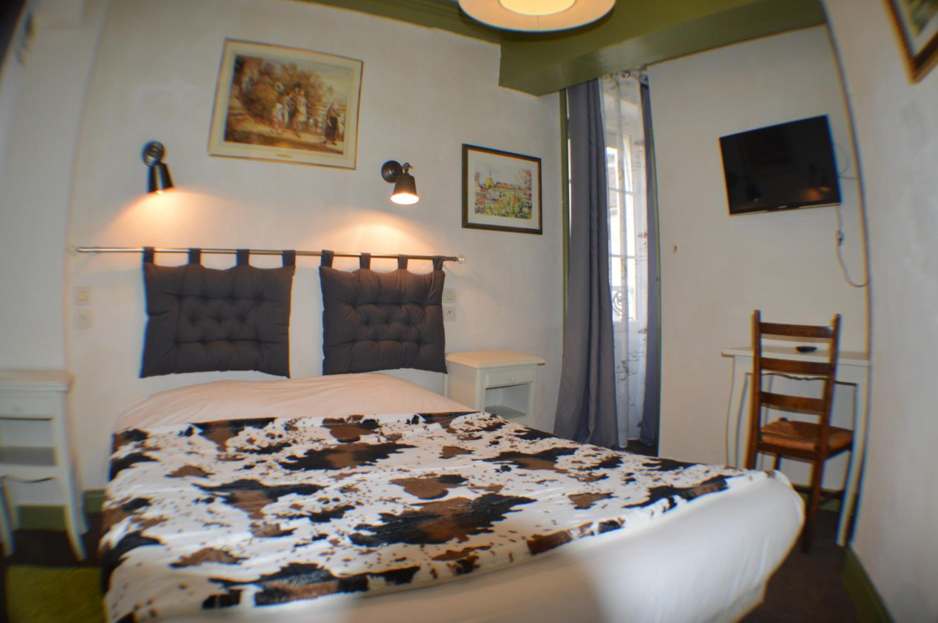 Standard Double Room photo 3