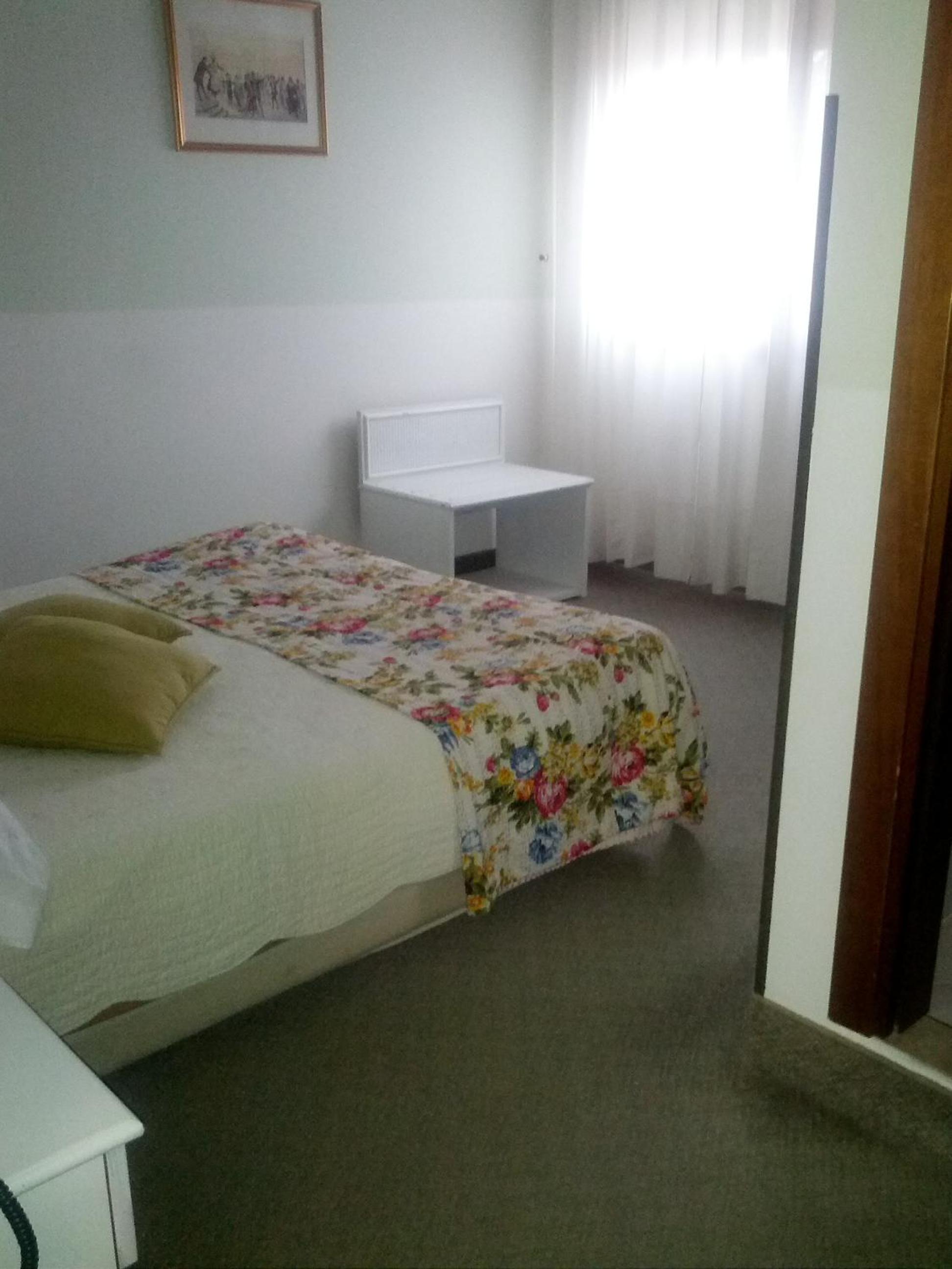 Standard Double or Twin Room - Photo 3