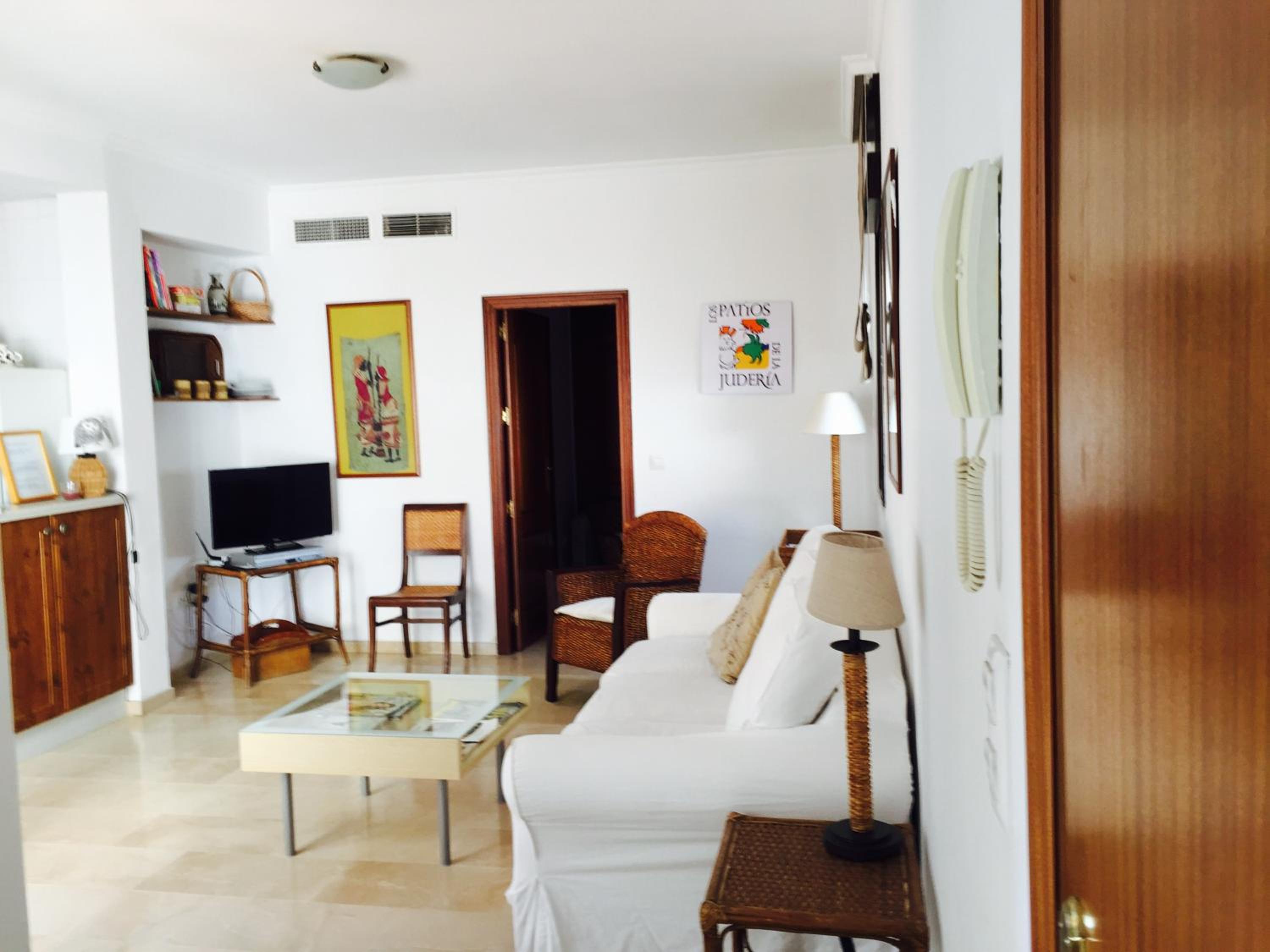 Penthouse Apartment - Photo 15