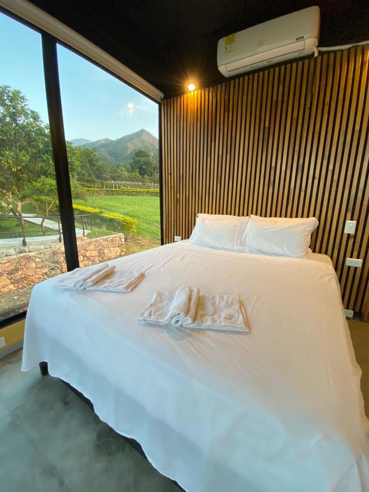 King Suite with Balcony photo 2
