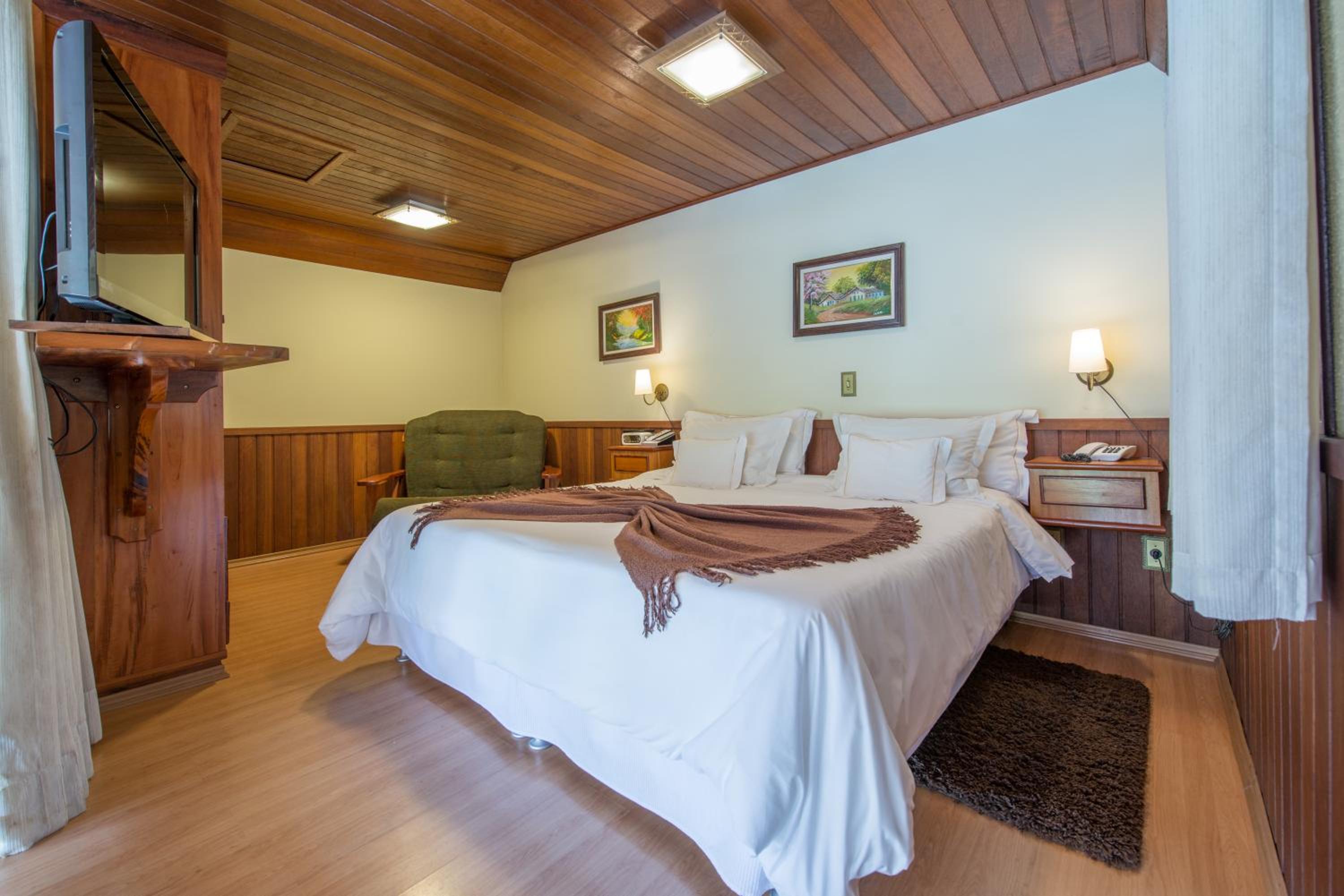 Master Chalet
