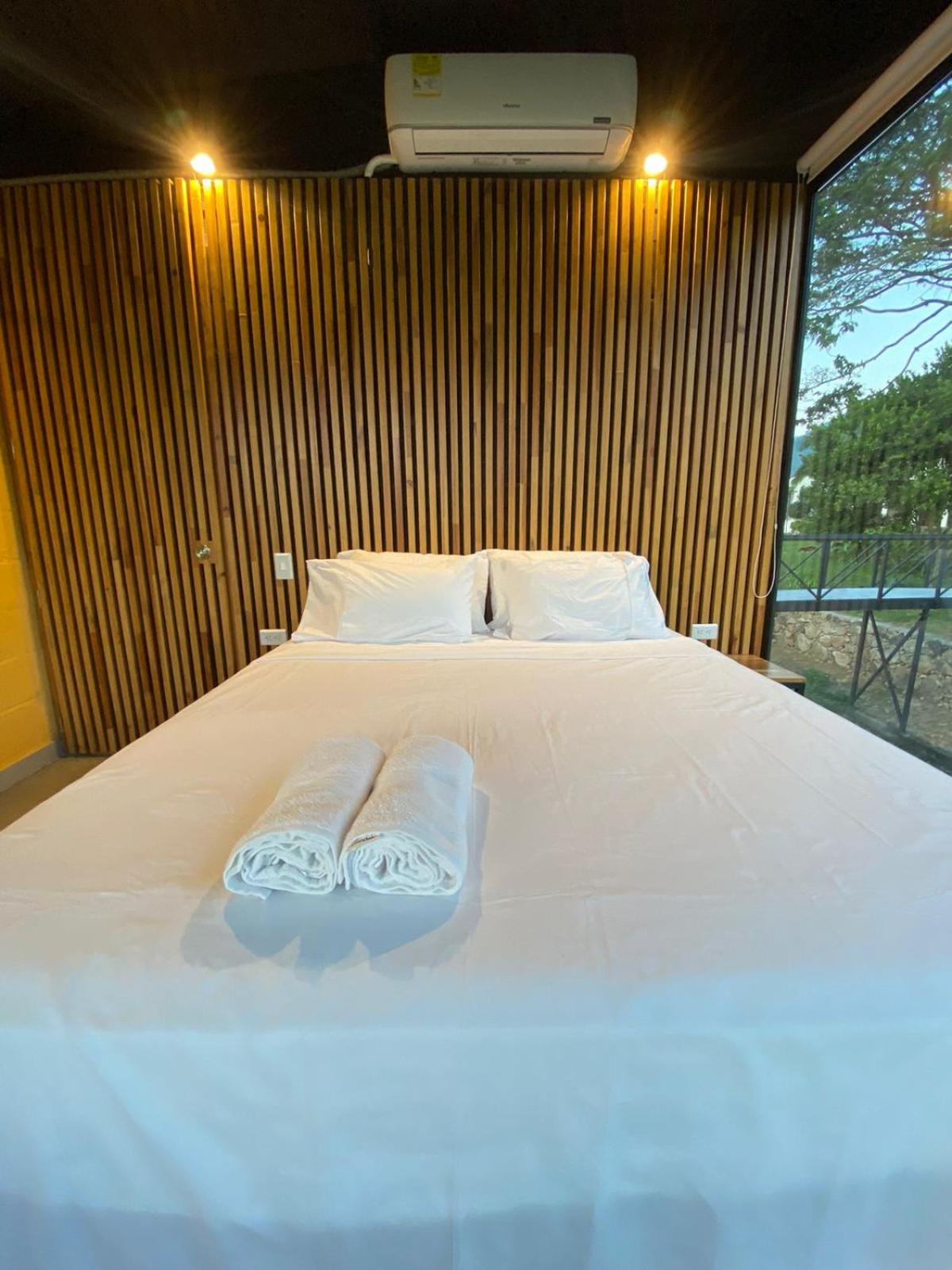 Queen Suite with Pool View