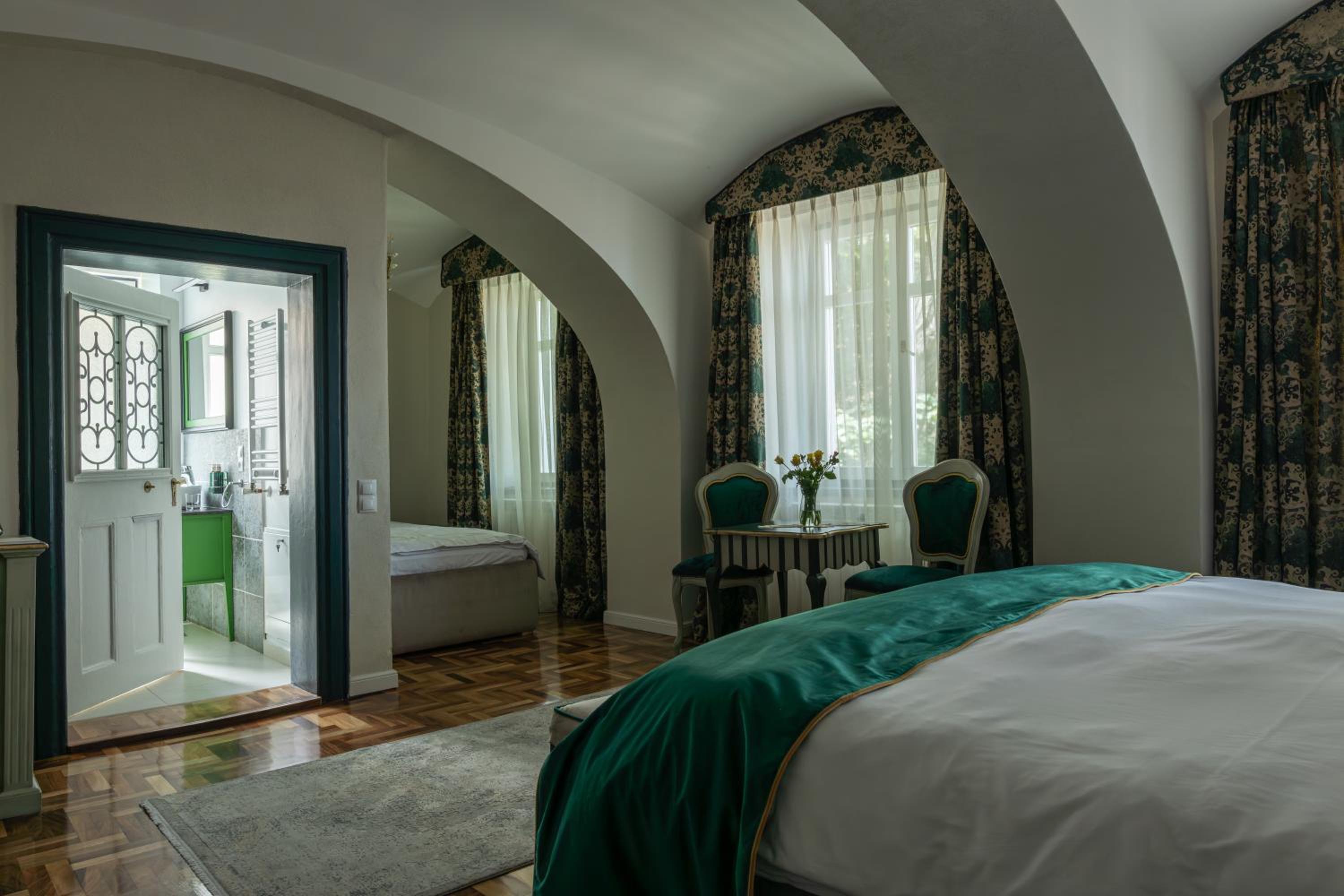 Triple Room - Photo 2