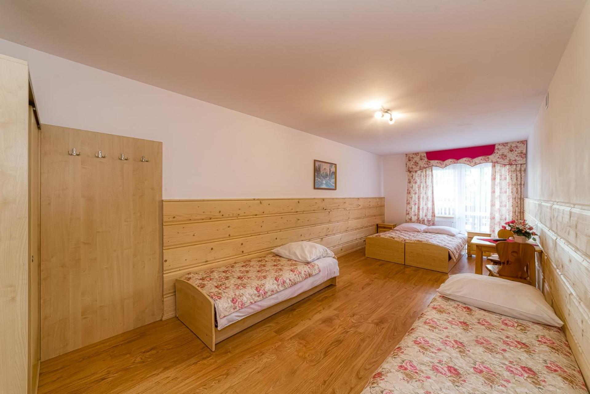 Quadruple Room photo 2