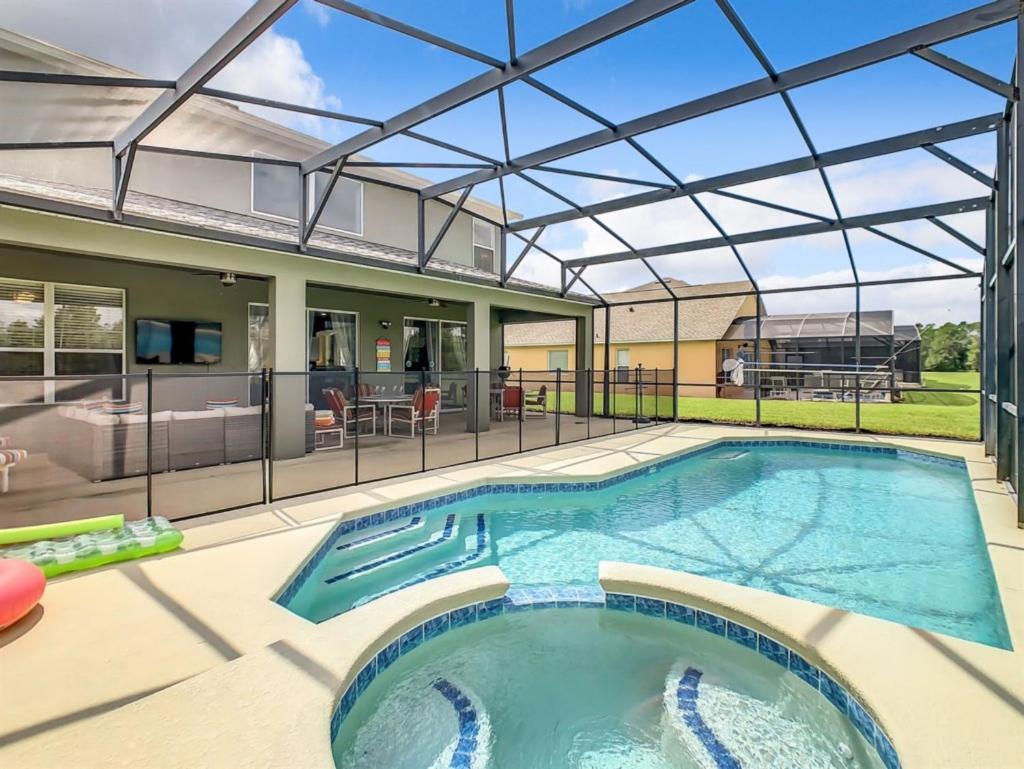 Villa with Private Pool photo 3