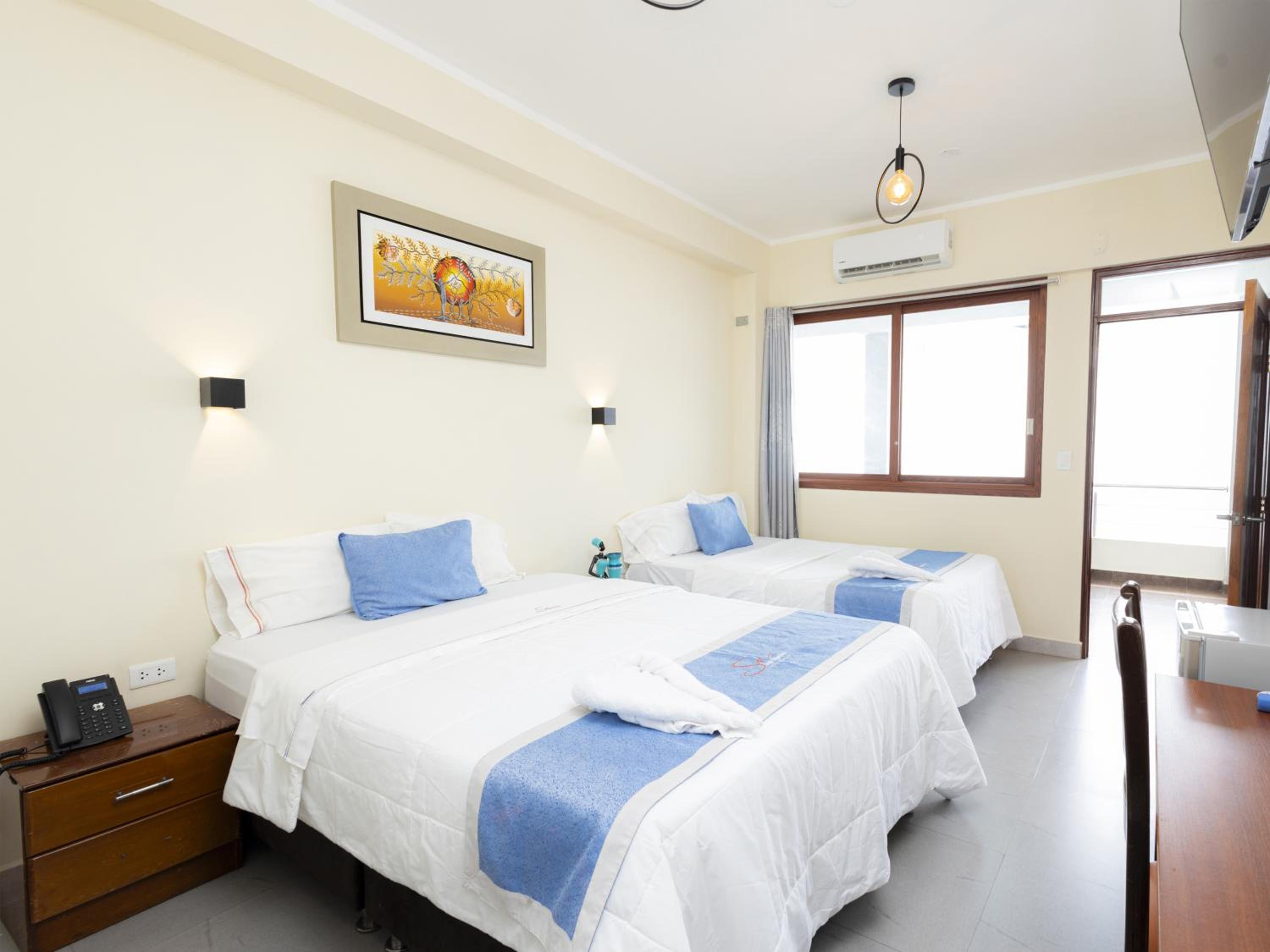 Superior Double Room with Two Double Beds photo 1
