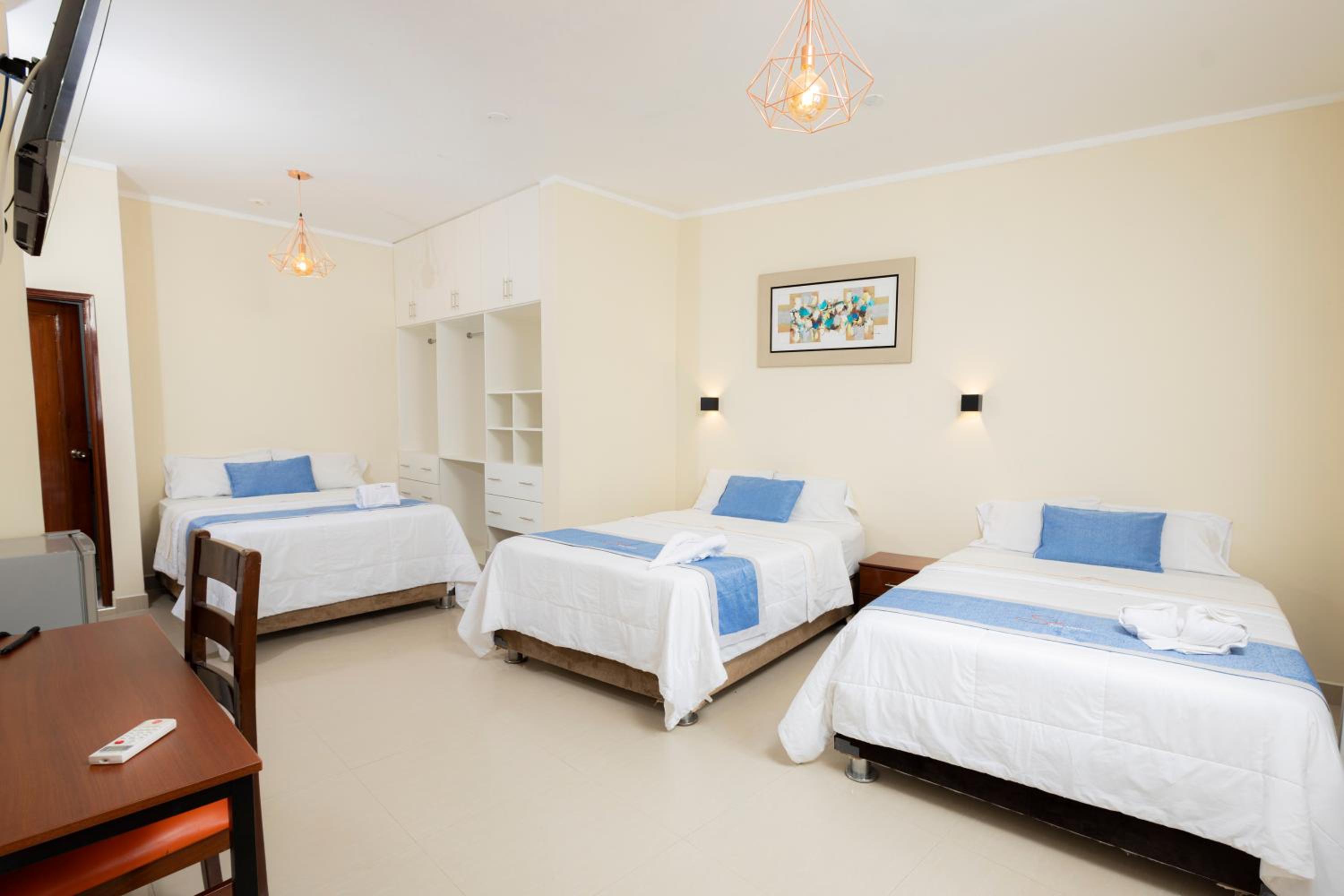 Superior Triple Room photo 2