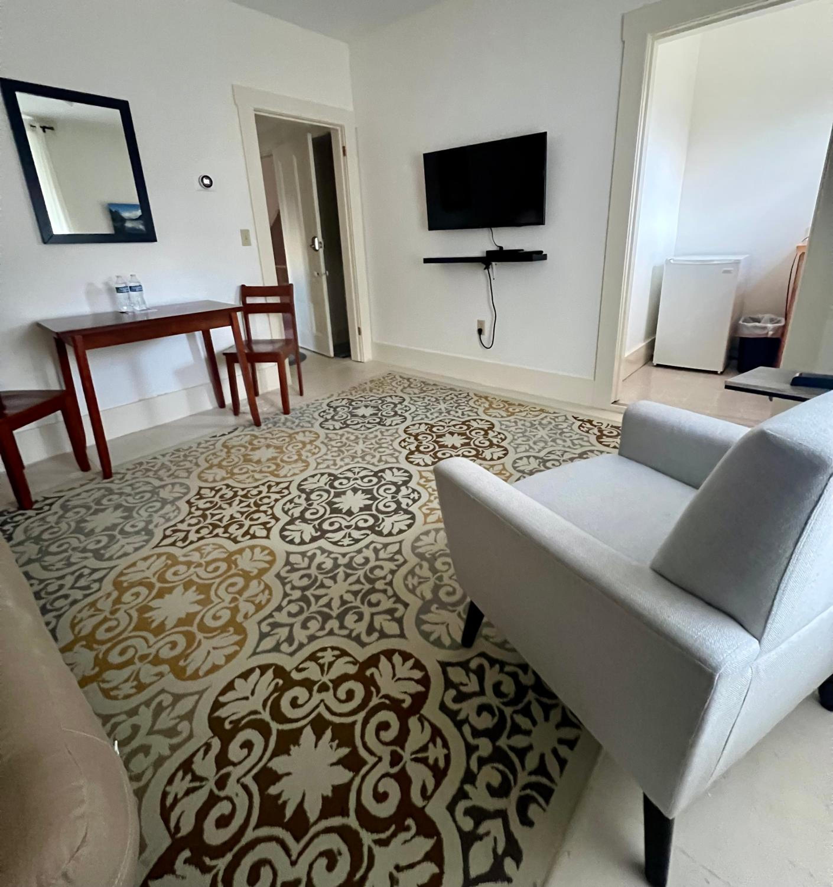 Suite with Mountain View photo 1