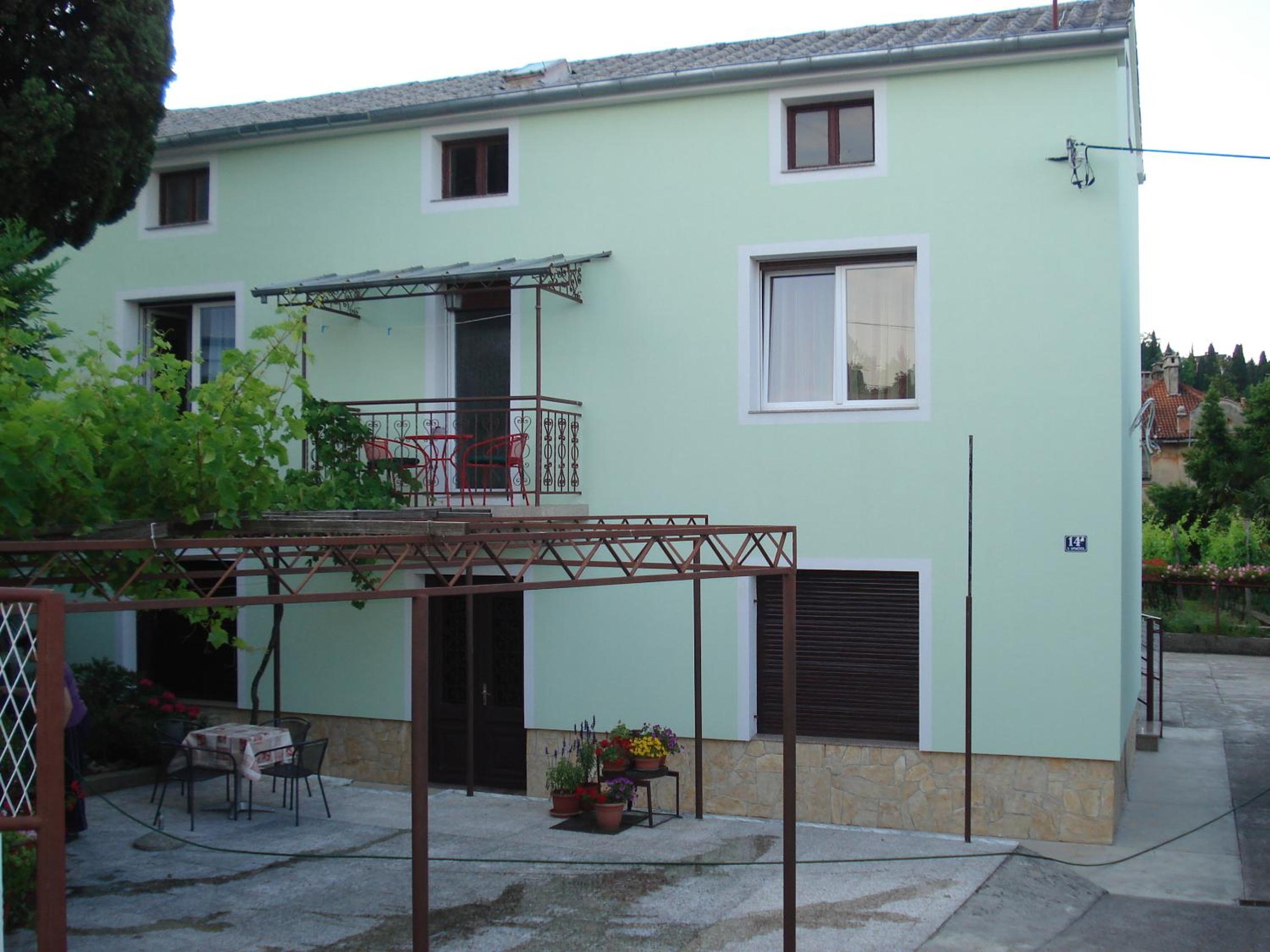Apartment - Ground Floor photo 3