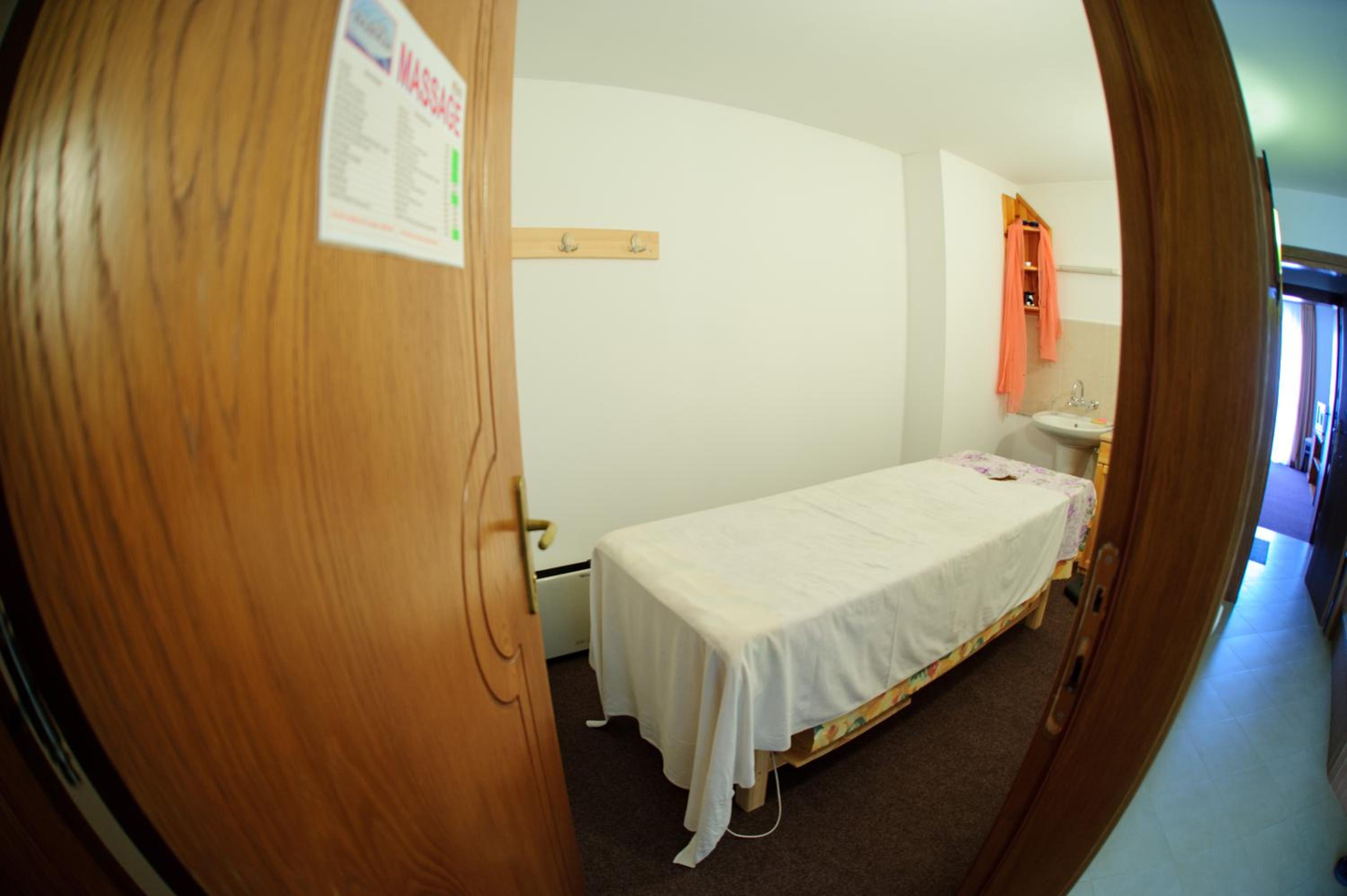 Budget Double Room photo 1