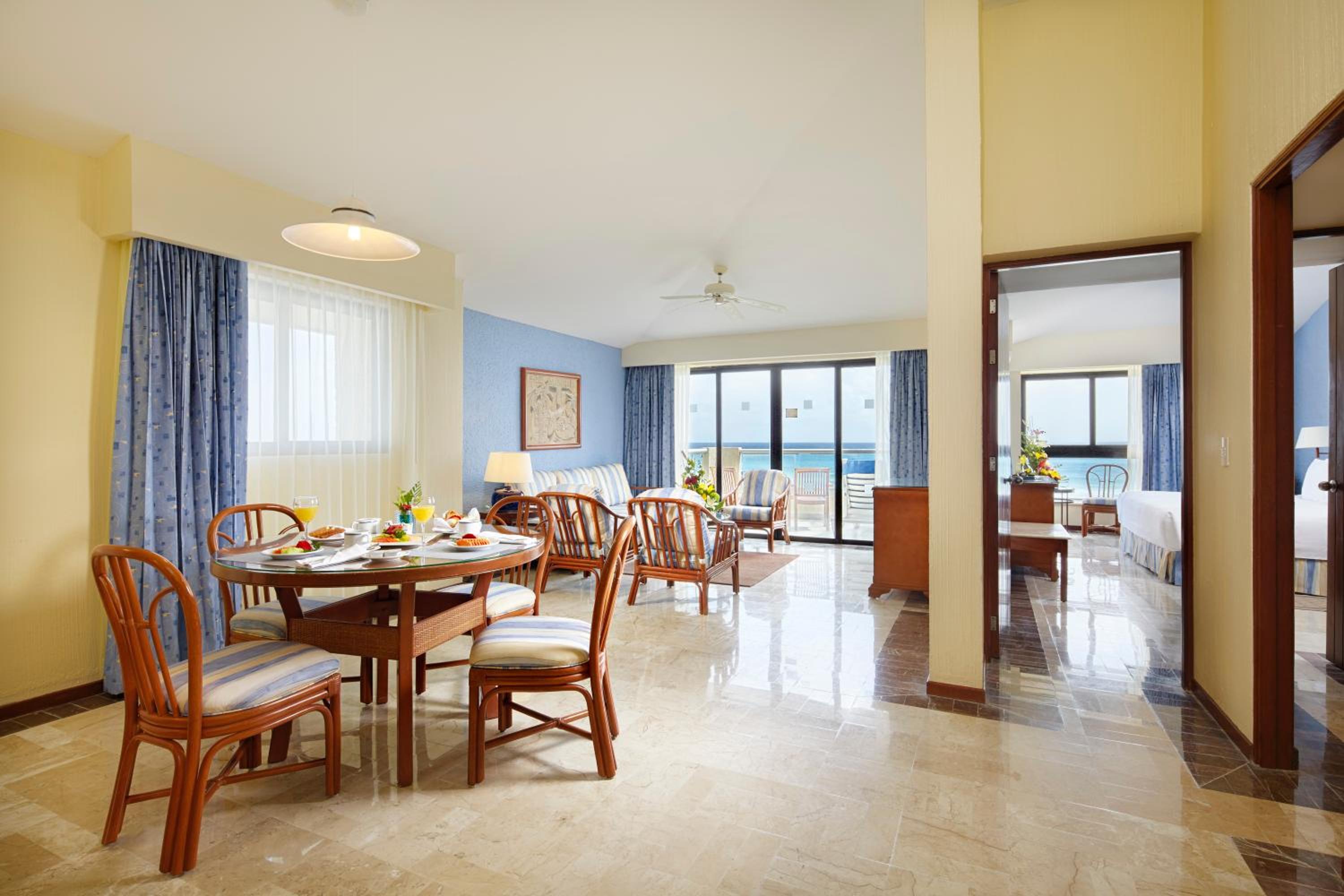 Suite Ocean Front Premium Level photo 3