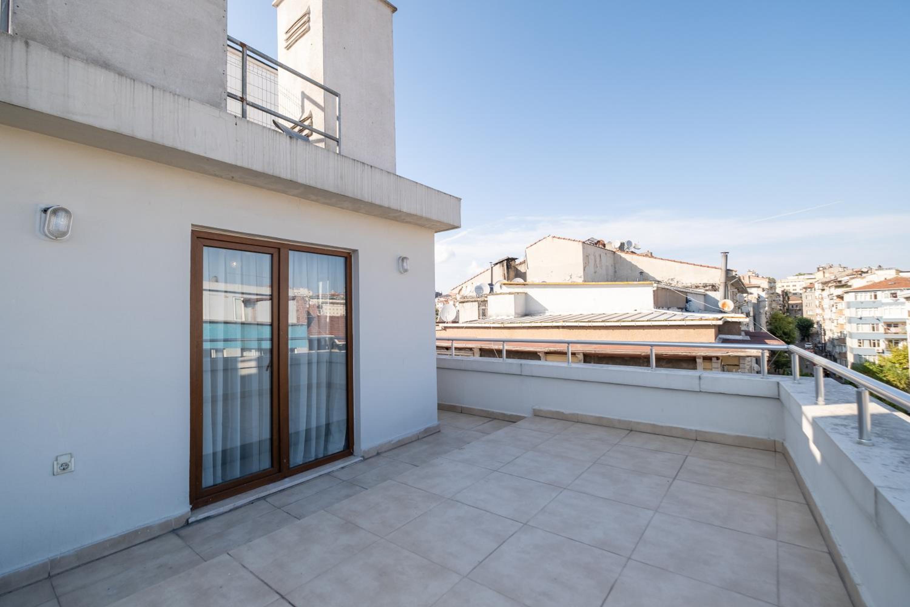 Suite with Terrace photo 2