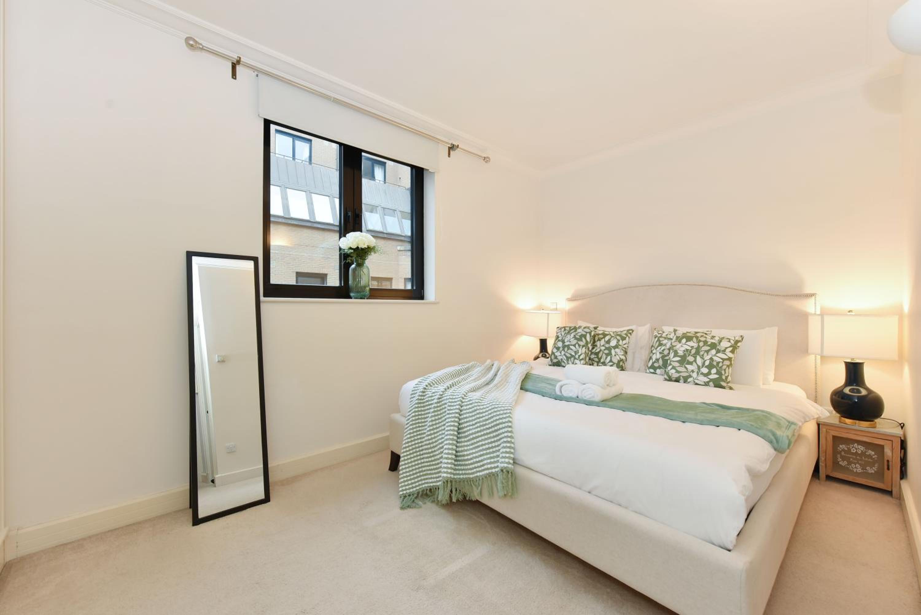Two-Bedroom Superior Apartment photo 3