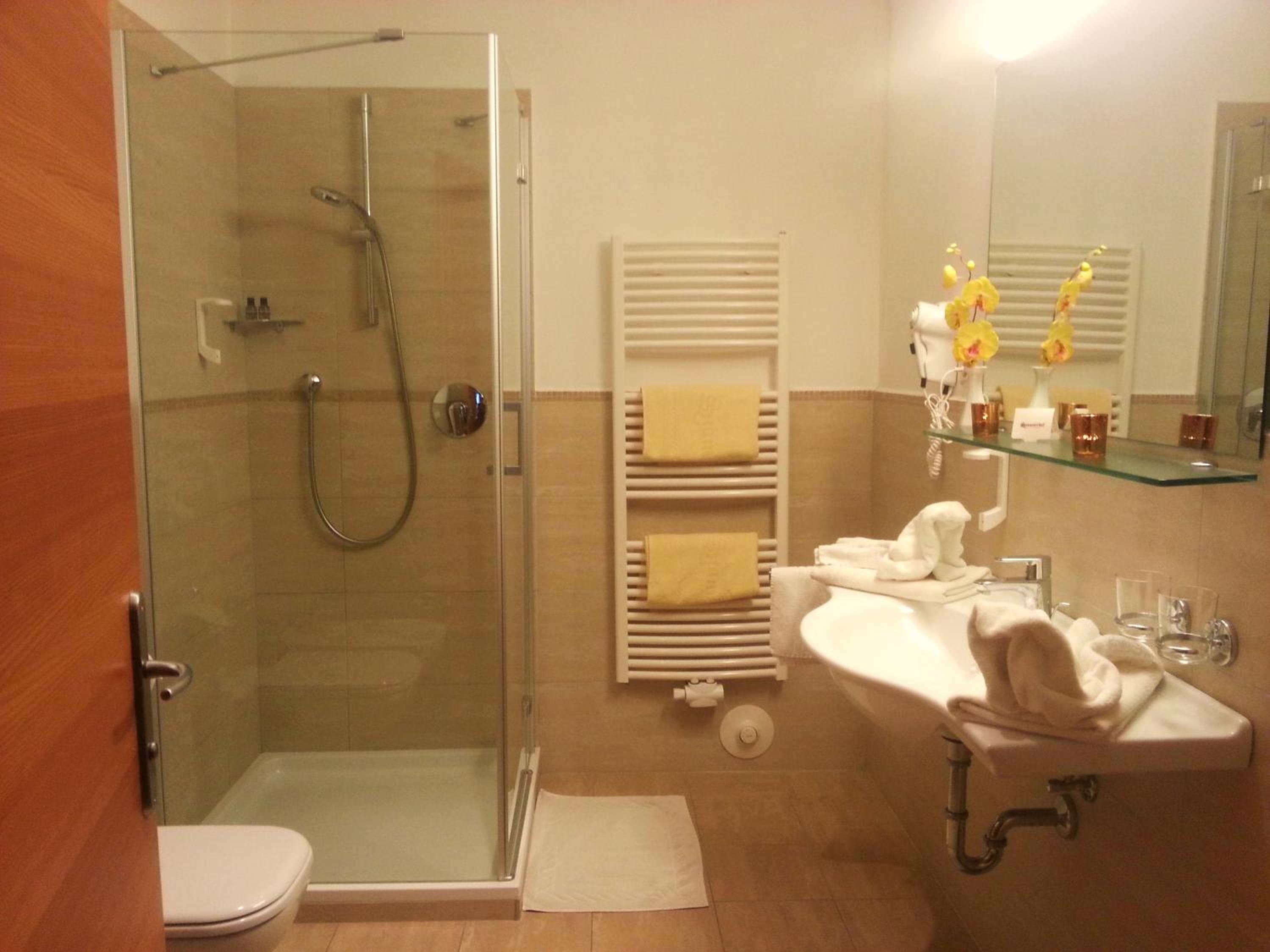 Double or Twin Room photo 2