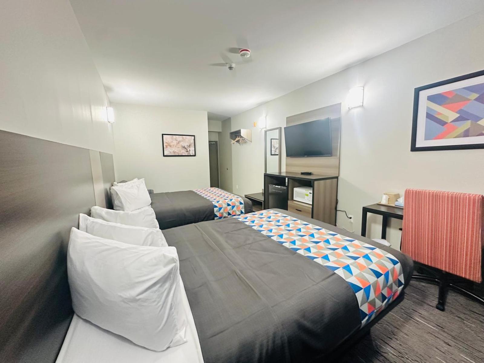 Superior Room, 2 Queen Beds photo 2
