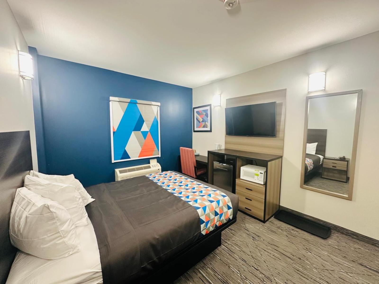 Superior Barrio Free Room, 1 Queen Bed photo 2