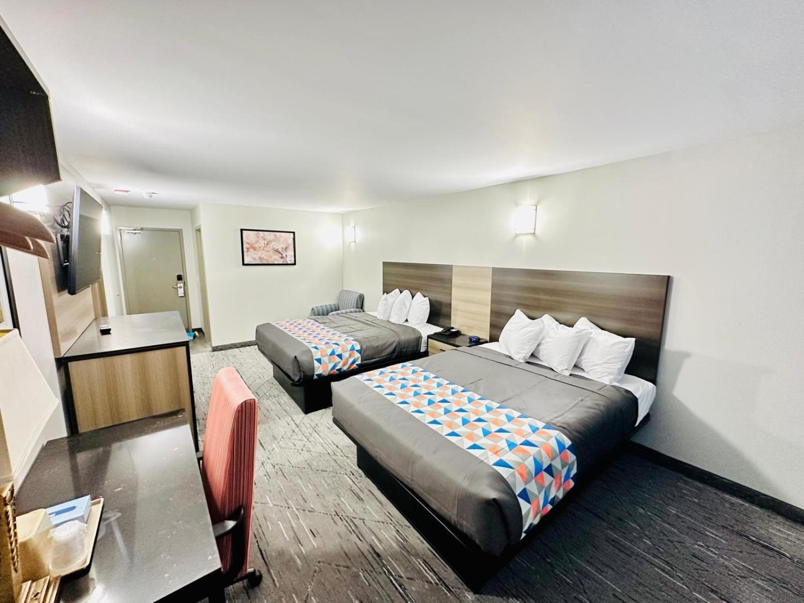 Superior Room, 2 Queen Beds 2nd Floor photo 3