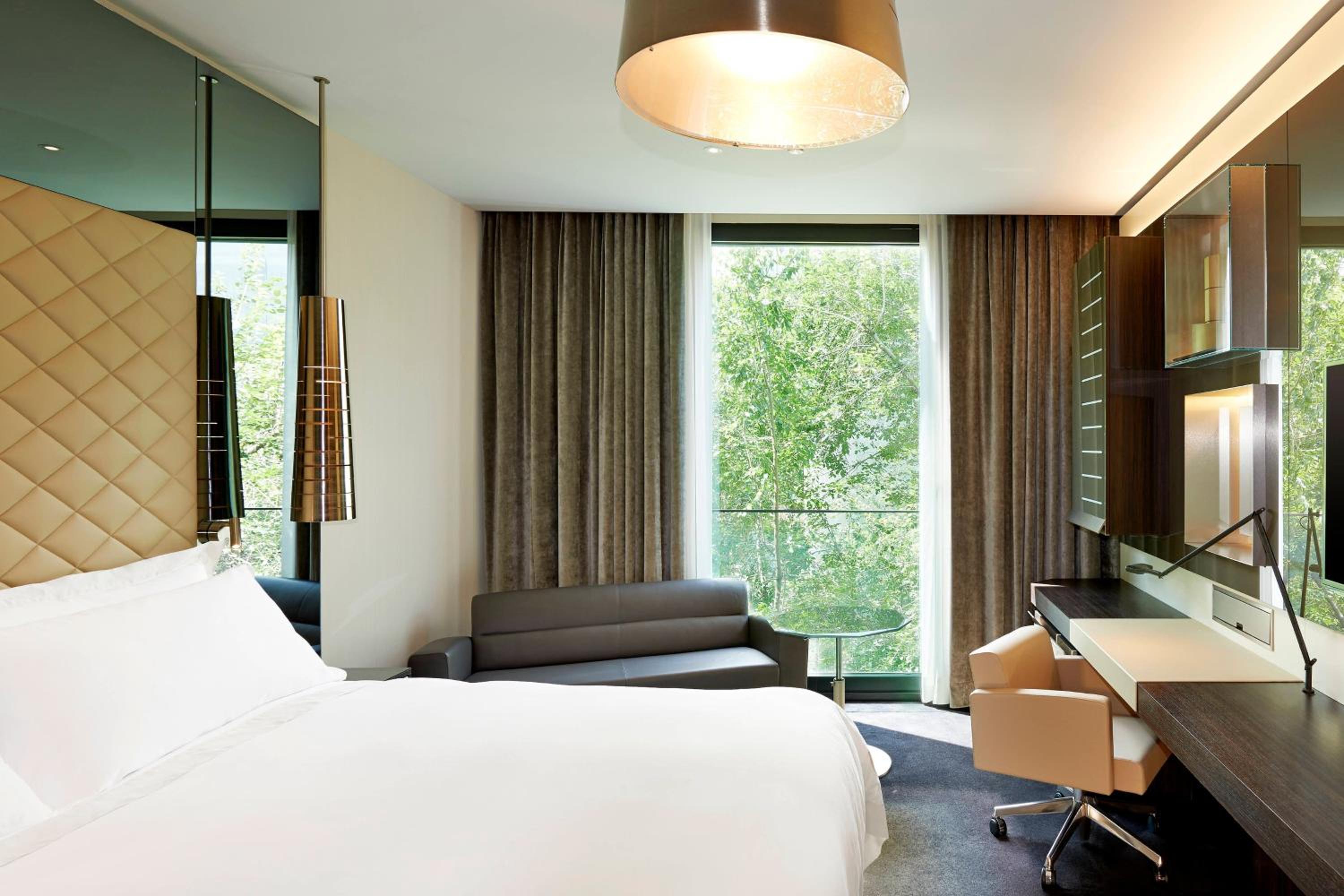 Atelier Two-Bedroom Suite with Piazza View