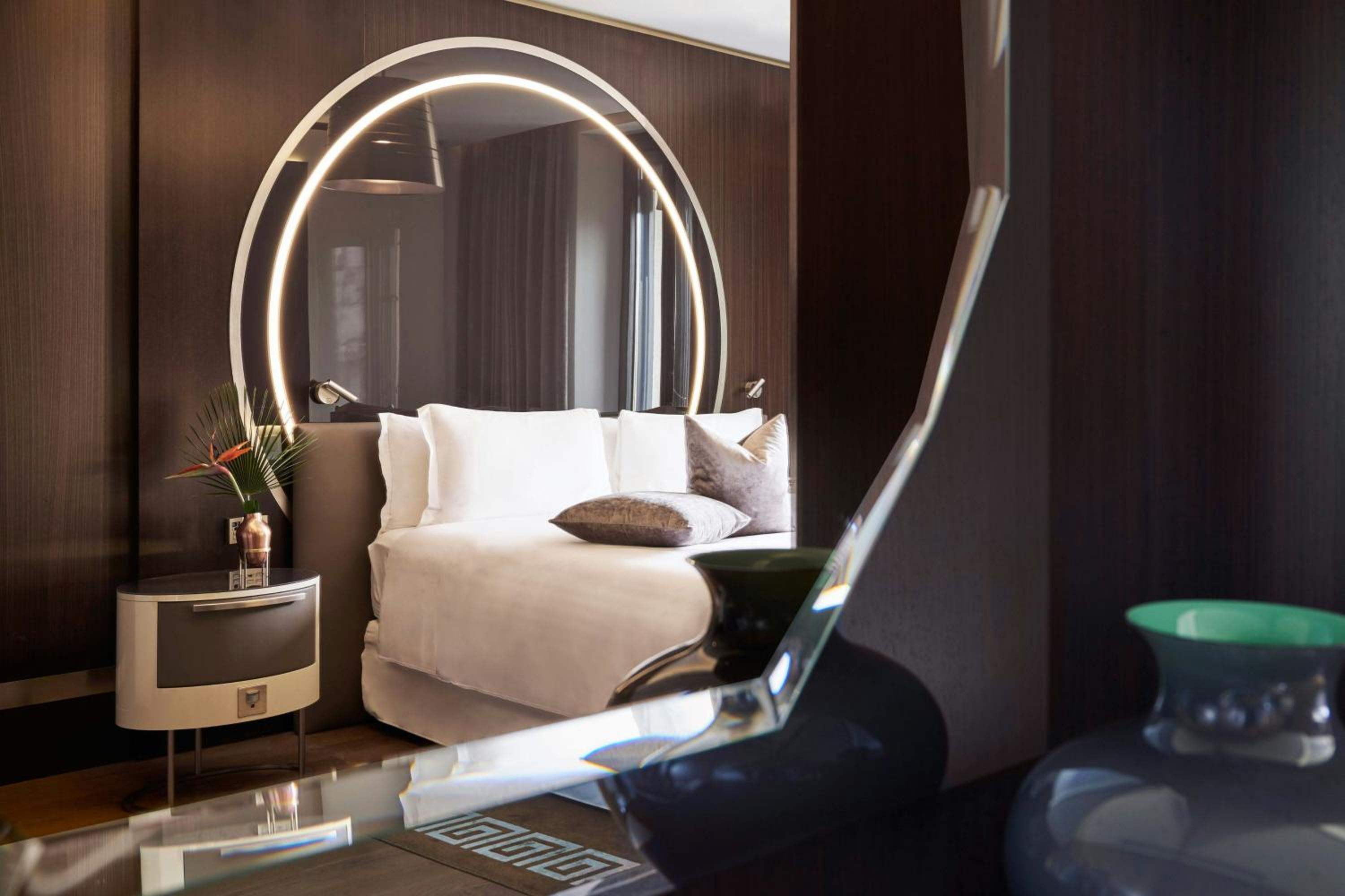 Atelier Two-Bedroom Suite with Piazza View