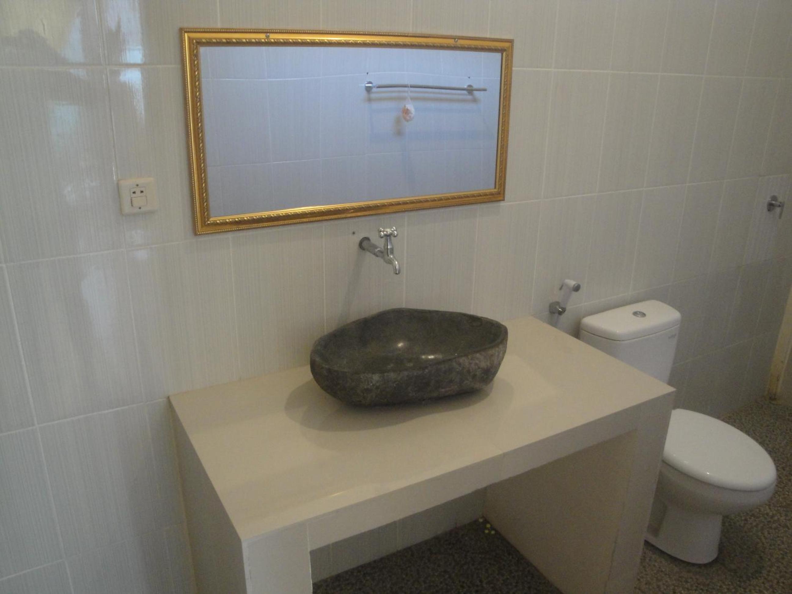 Double Room - Photo 7