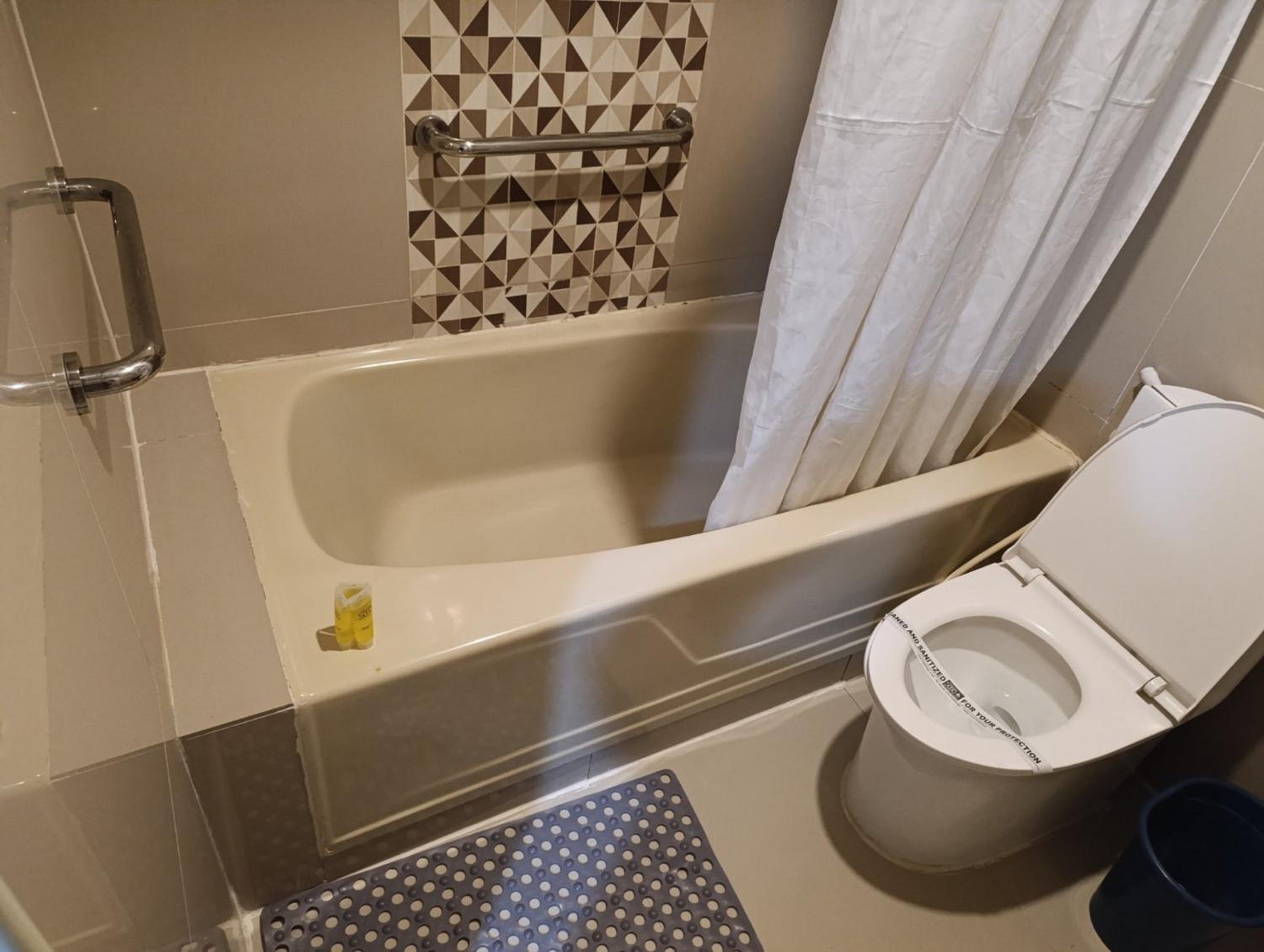 Regency 1 - Photo 5