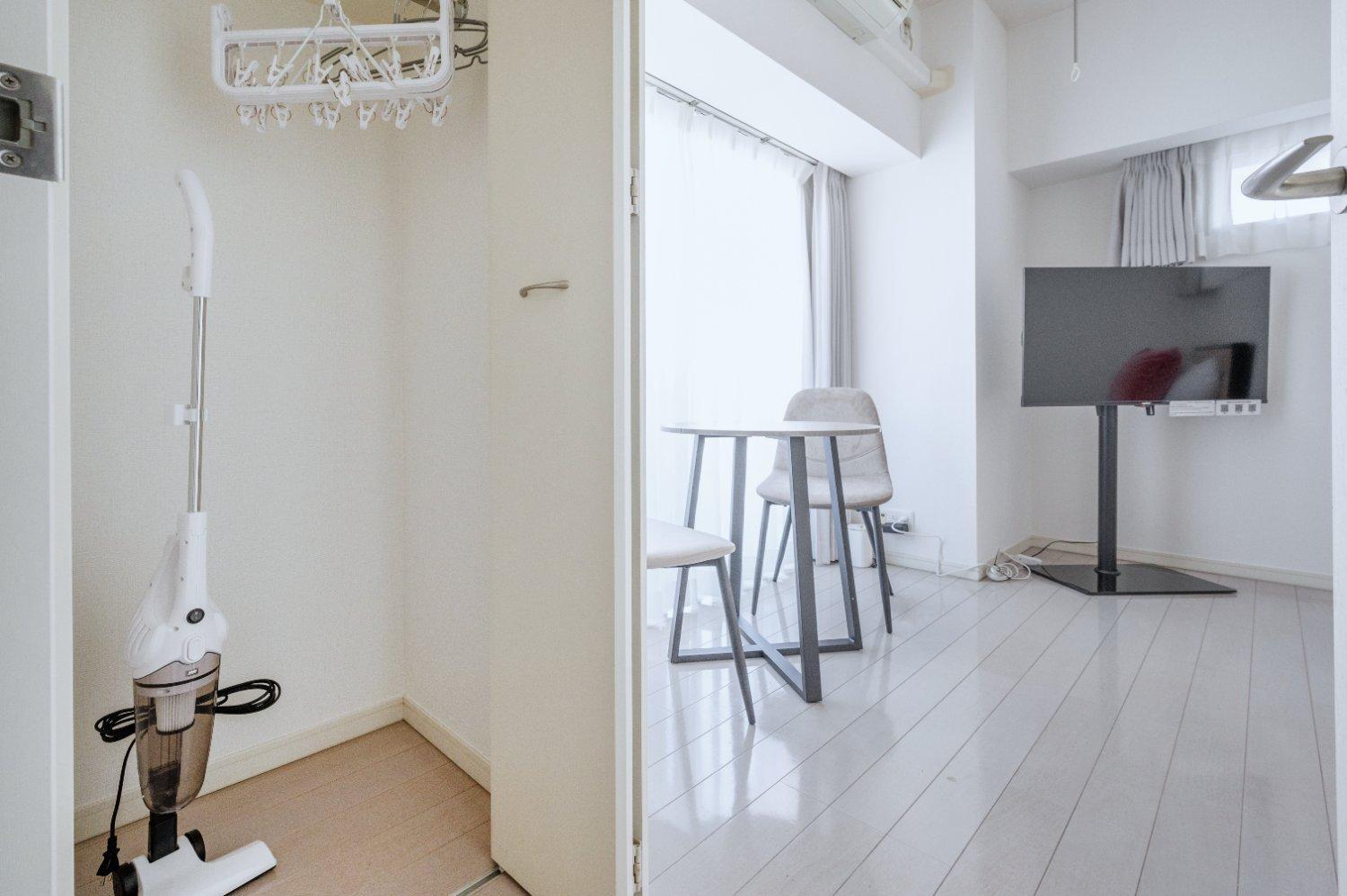 One-Bedroom Apartment with Balcony photo 3