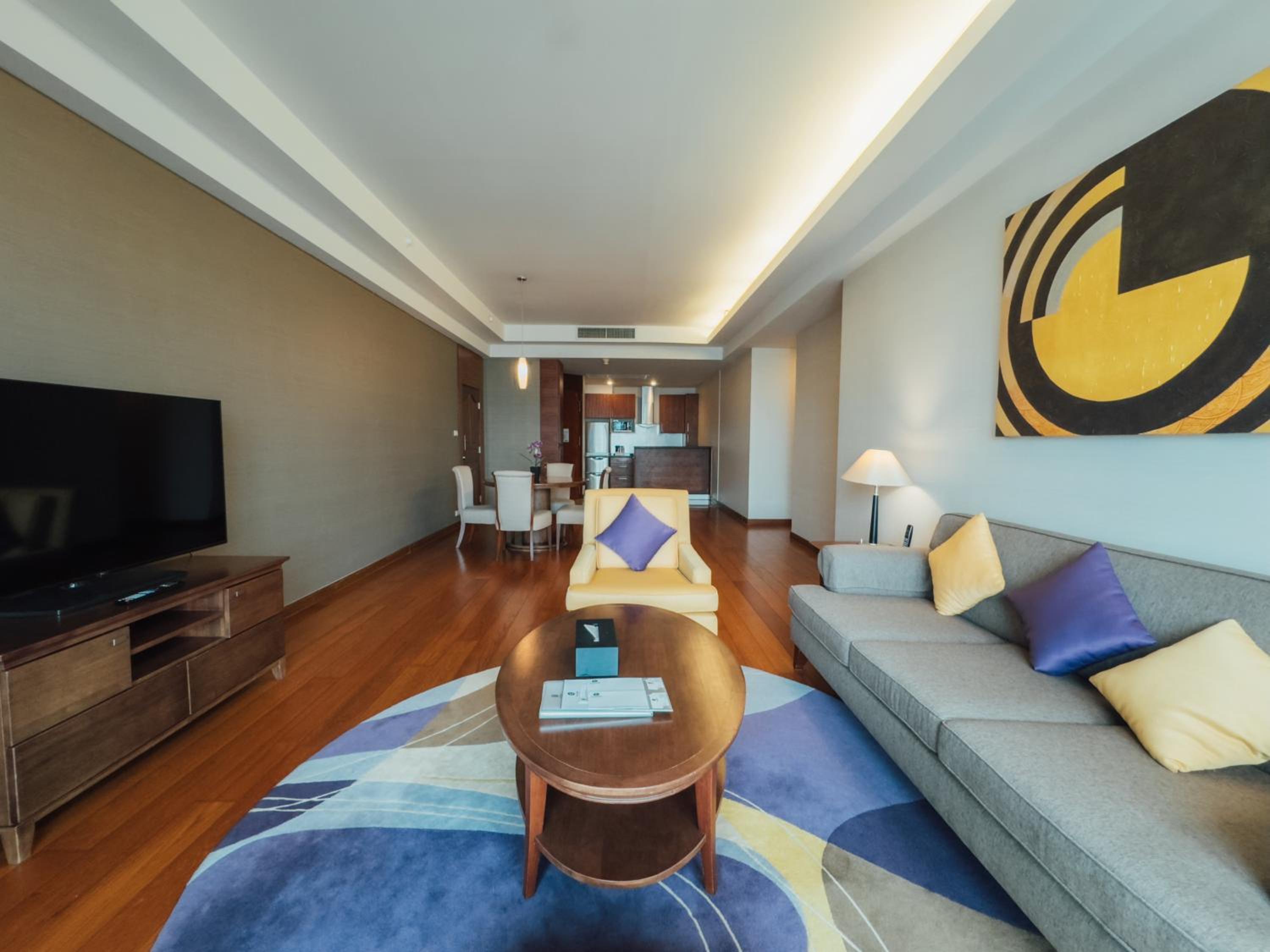 Two-Bedroom Deluxe Apartment photo 2