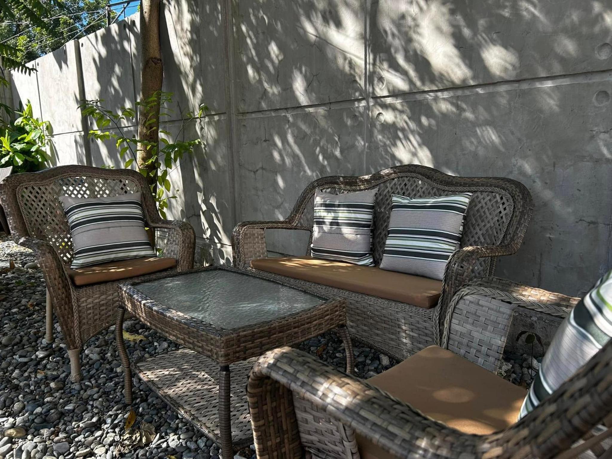 Executive Suite - Photo 5