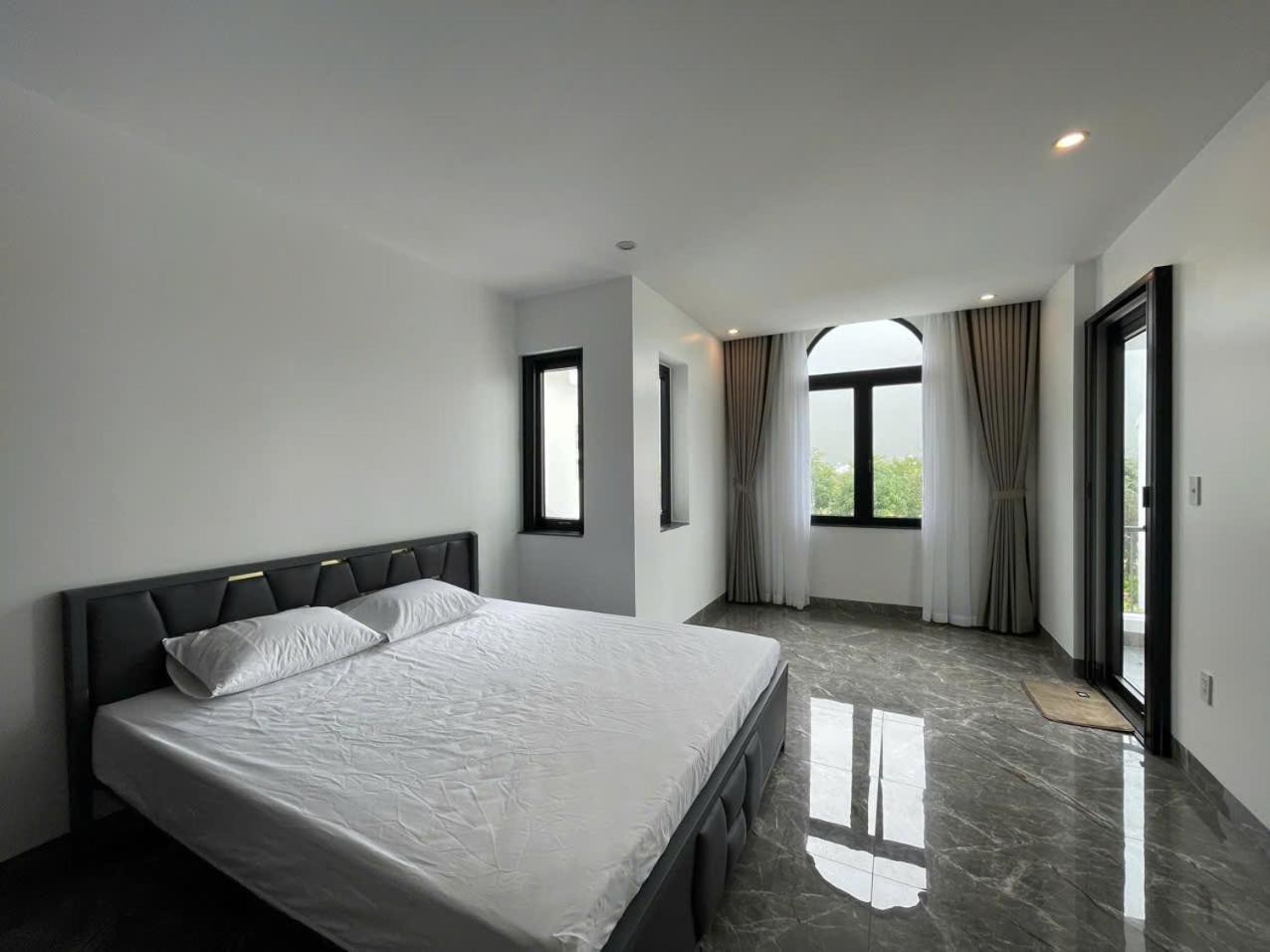 King Room with Balcony photo 3
