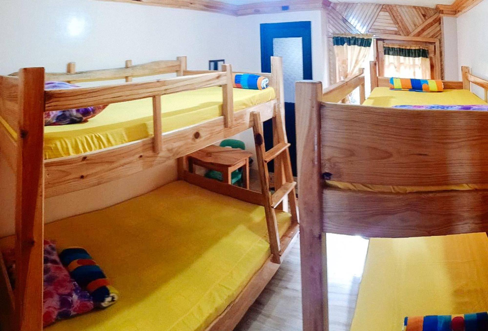 Suite - Photo 1