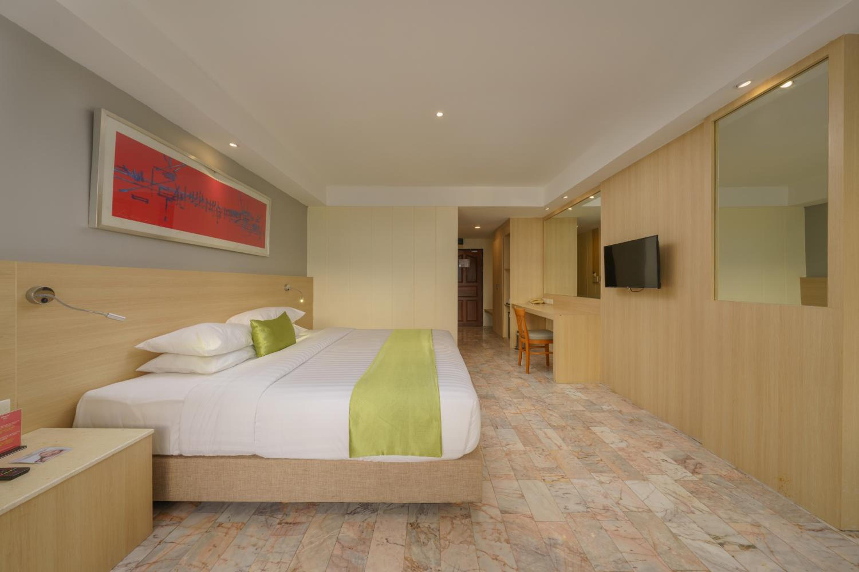 Deluxe King Room