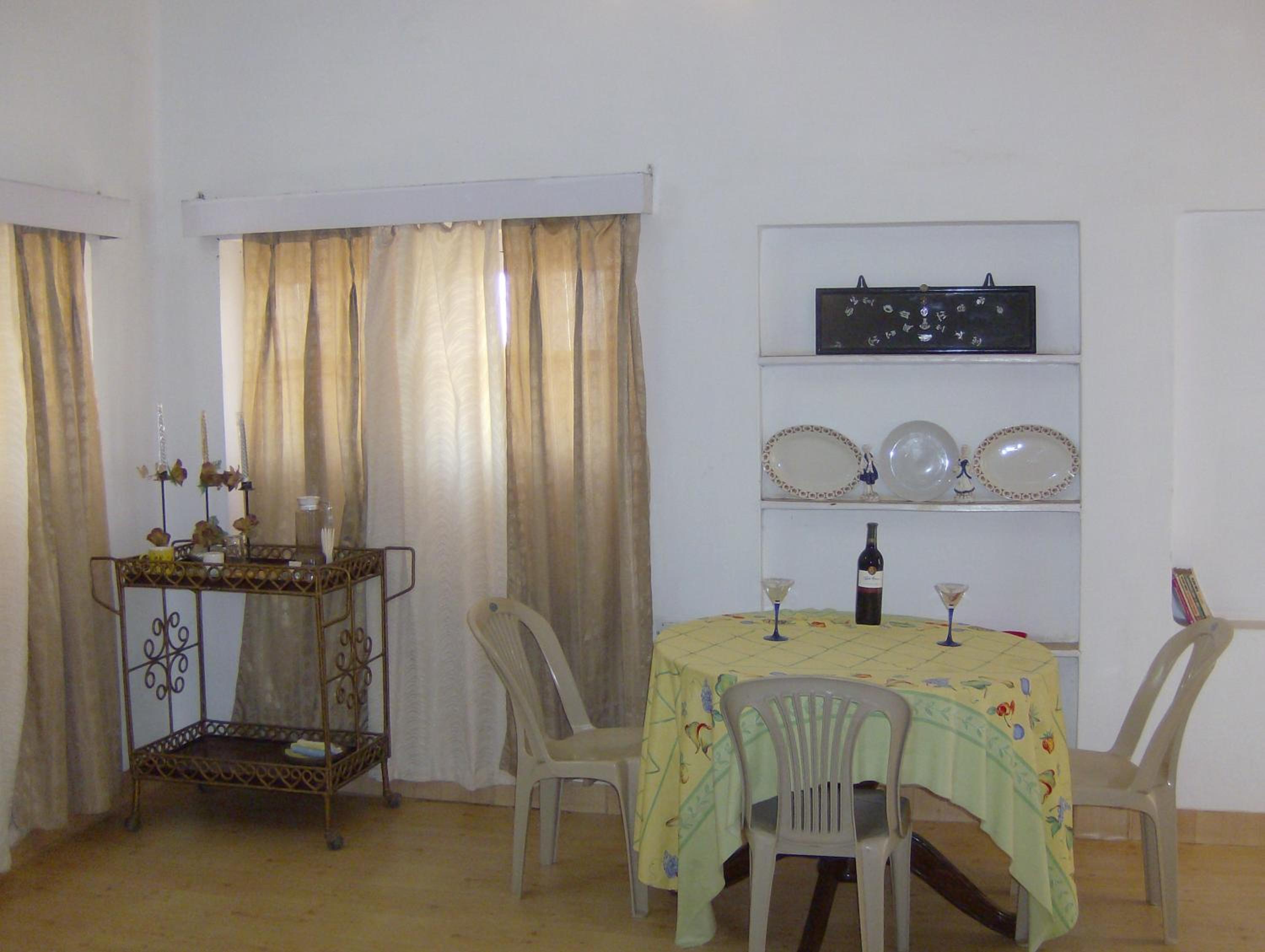 Standard Suite (Blue) - Photo 10