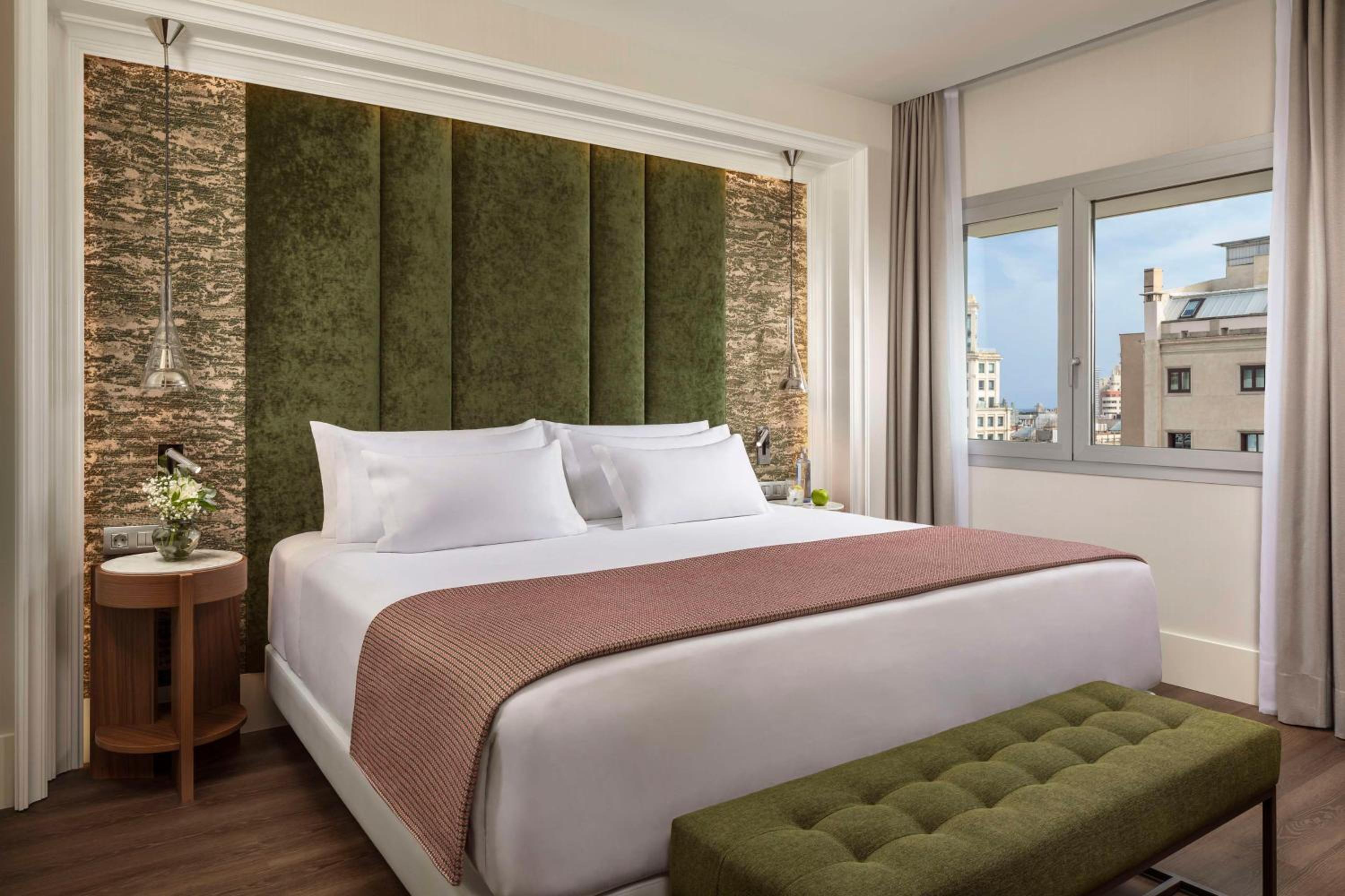 Suite with Extra Bed (2 Adults + 2 Child)