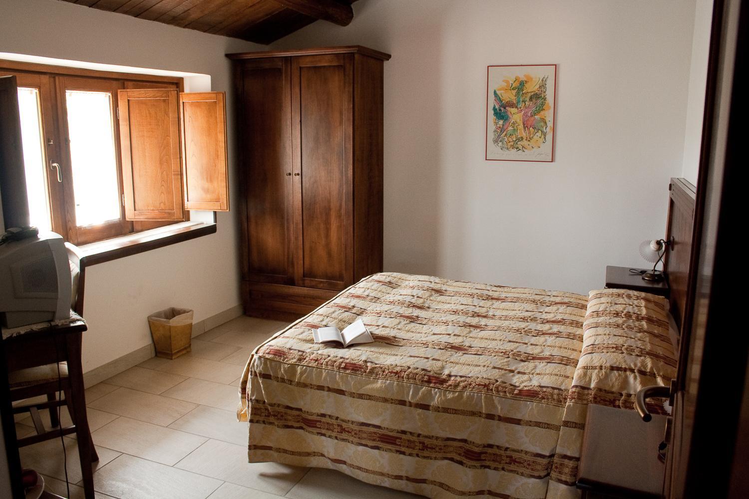Double or Twin Room photo 3