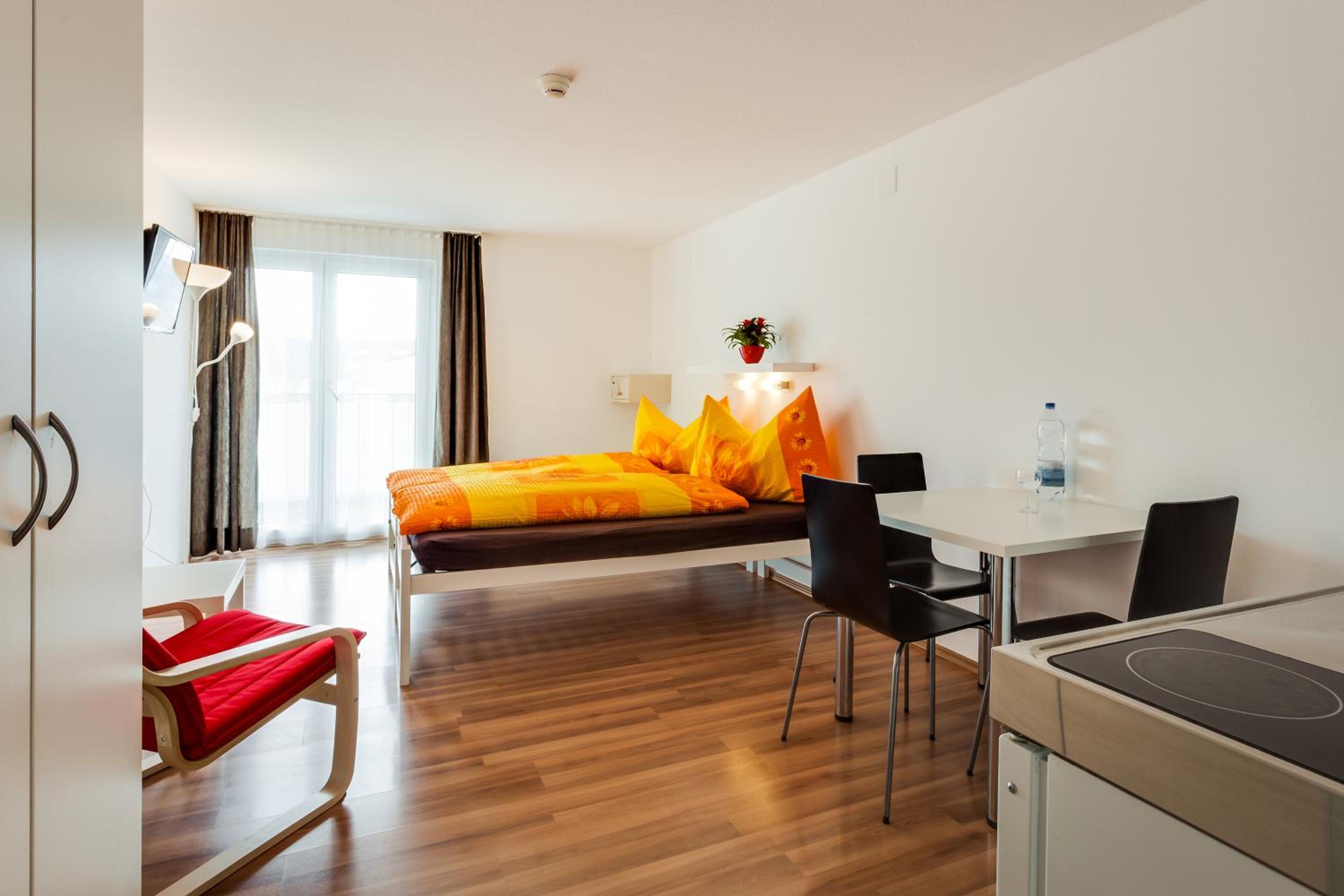 Standard Apartment - Photo 2
