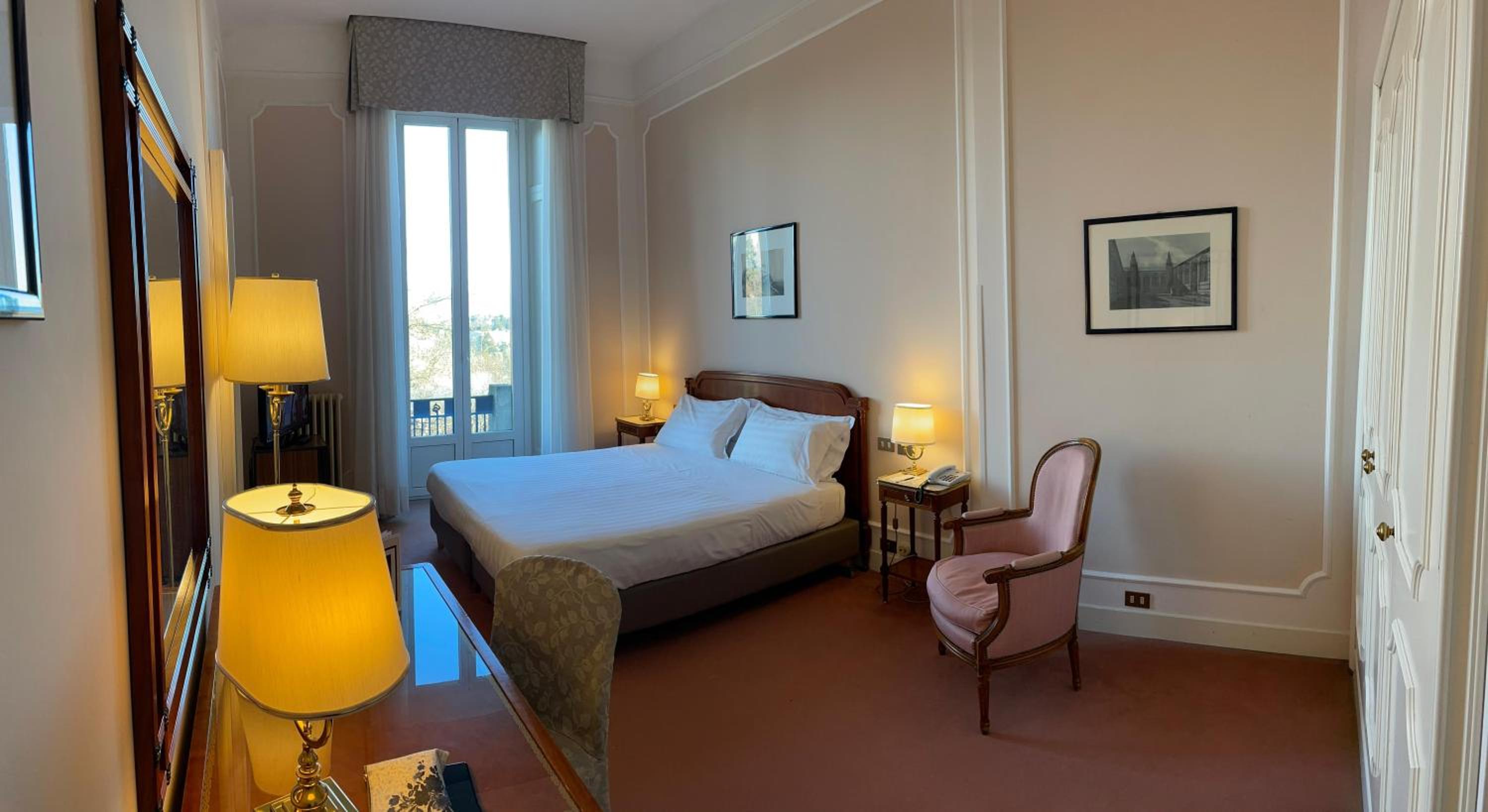Double Room with Garden View - Photo 3