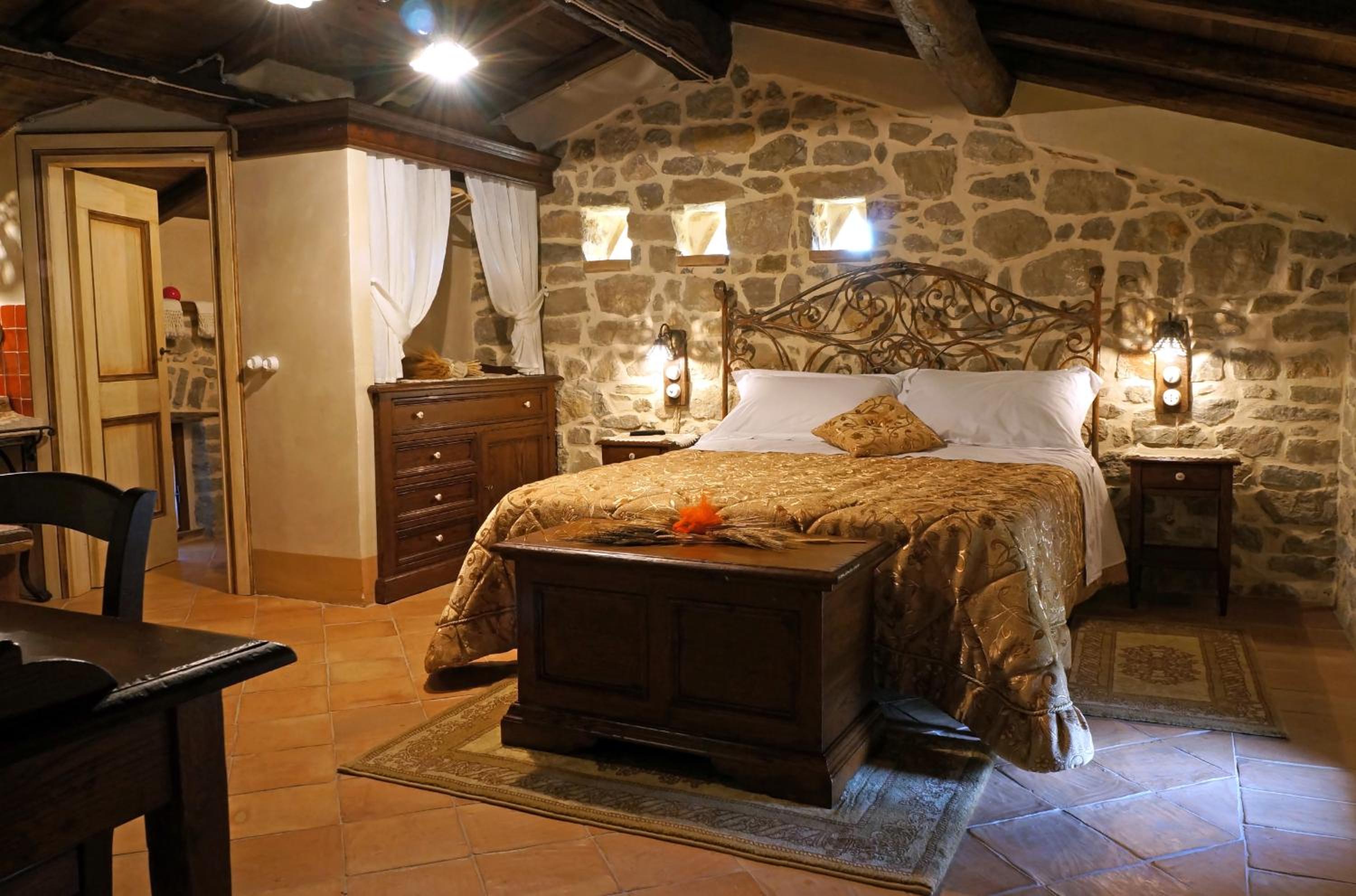 Superior Suite - Photo 4