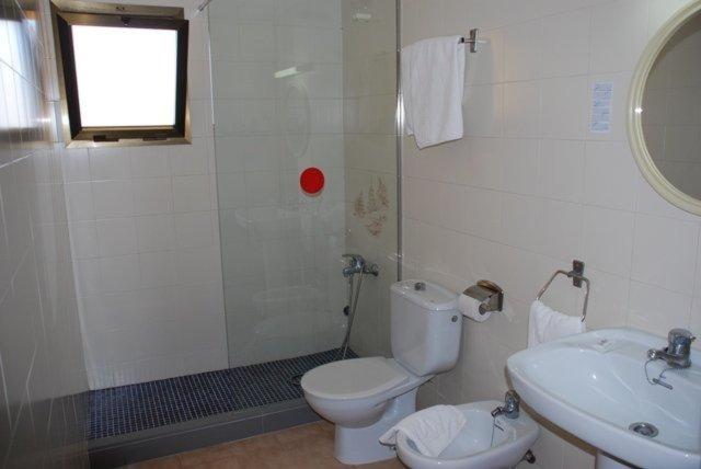Double Room with Extra Bed (3 Adults)