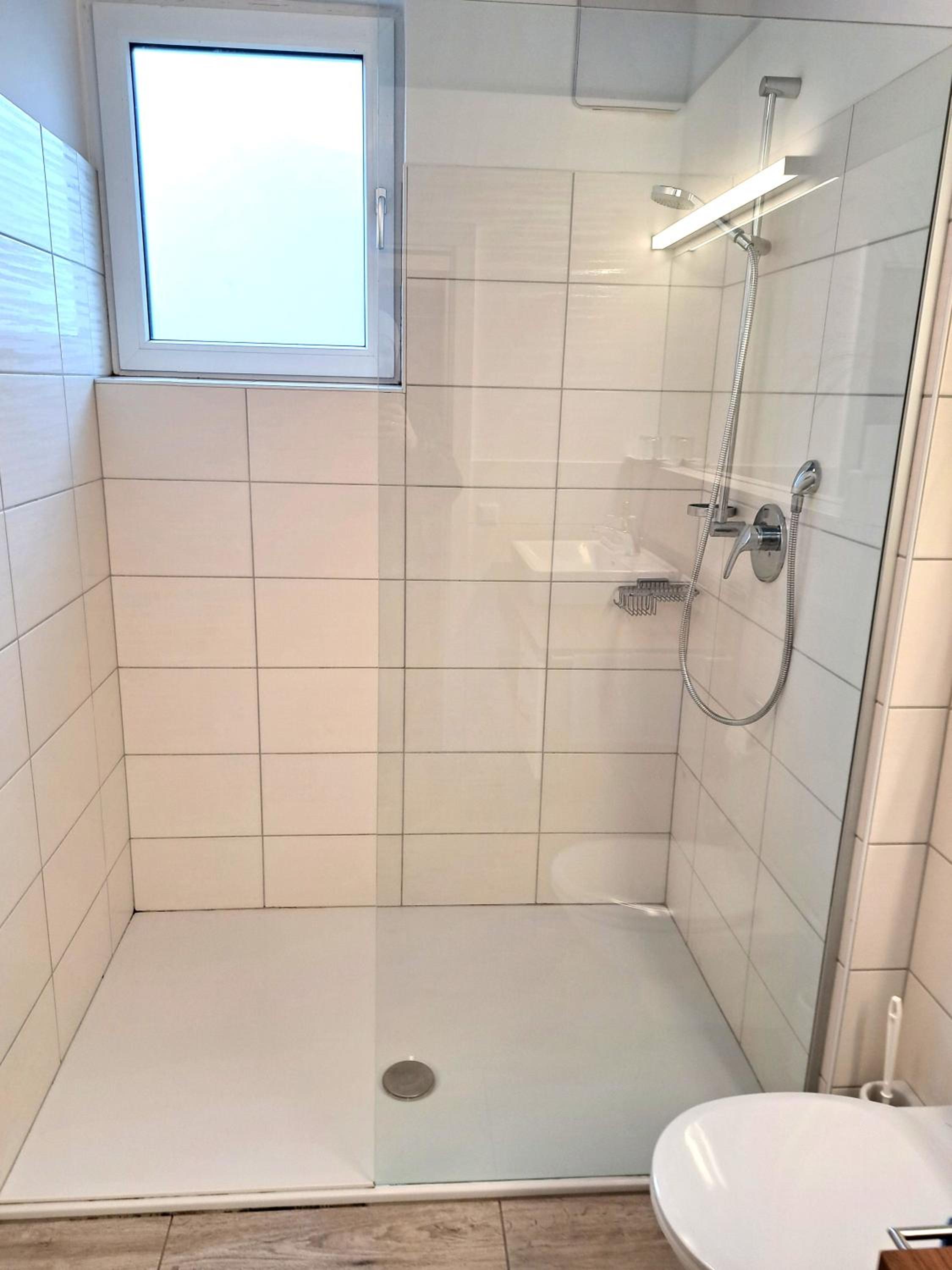 One-Bedroom Apartment with View photo 2
