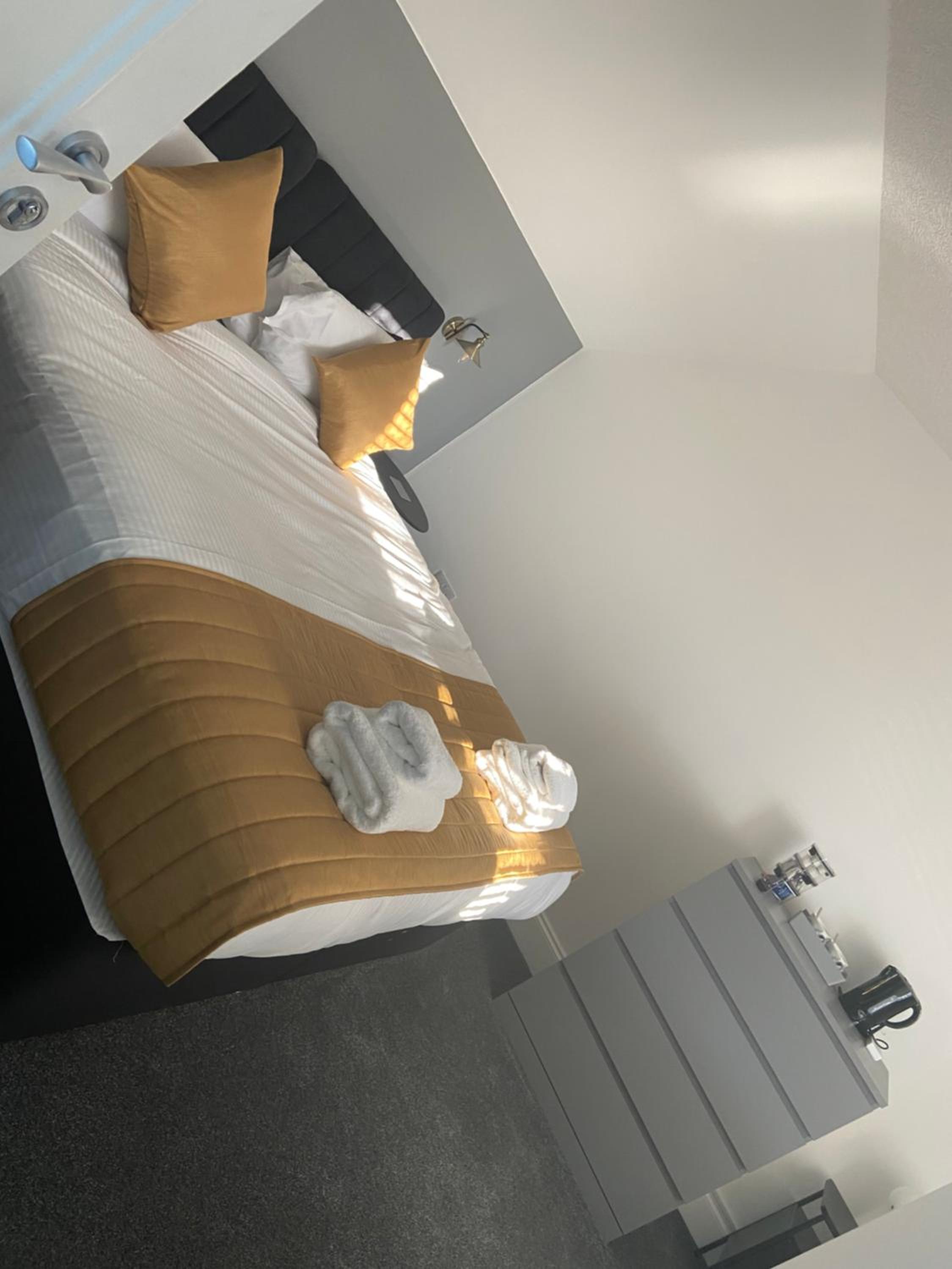 Superior Double or Twin Room - Photo 6