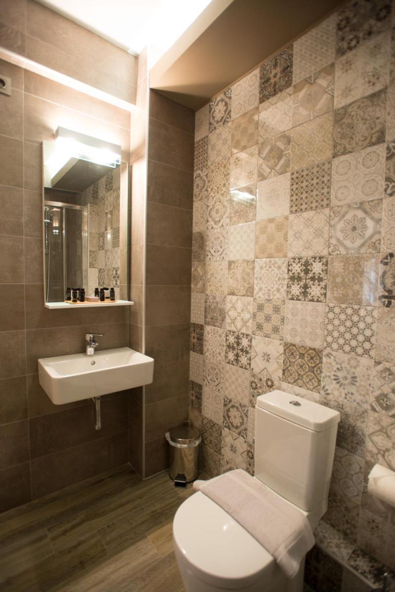 Deluxe Double Studio - Photo 3