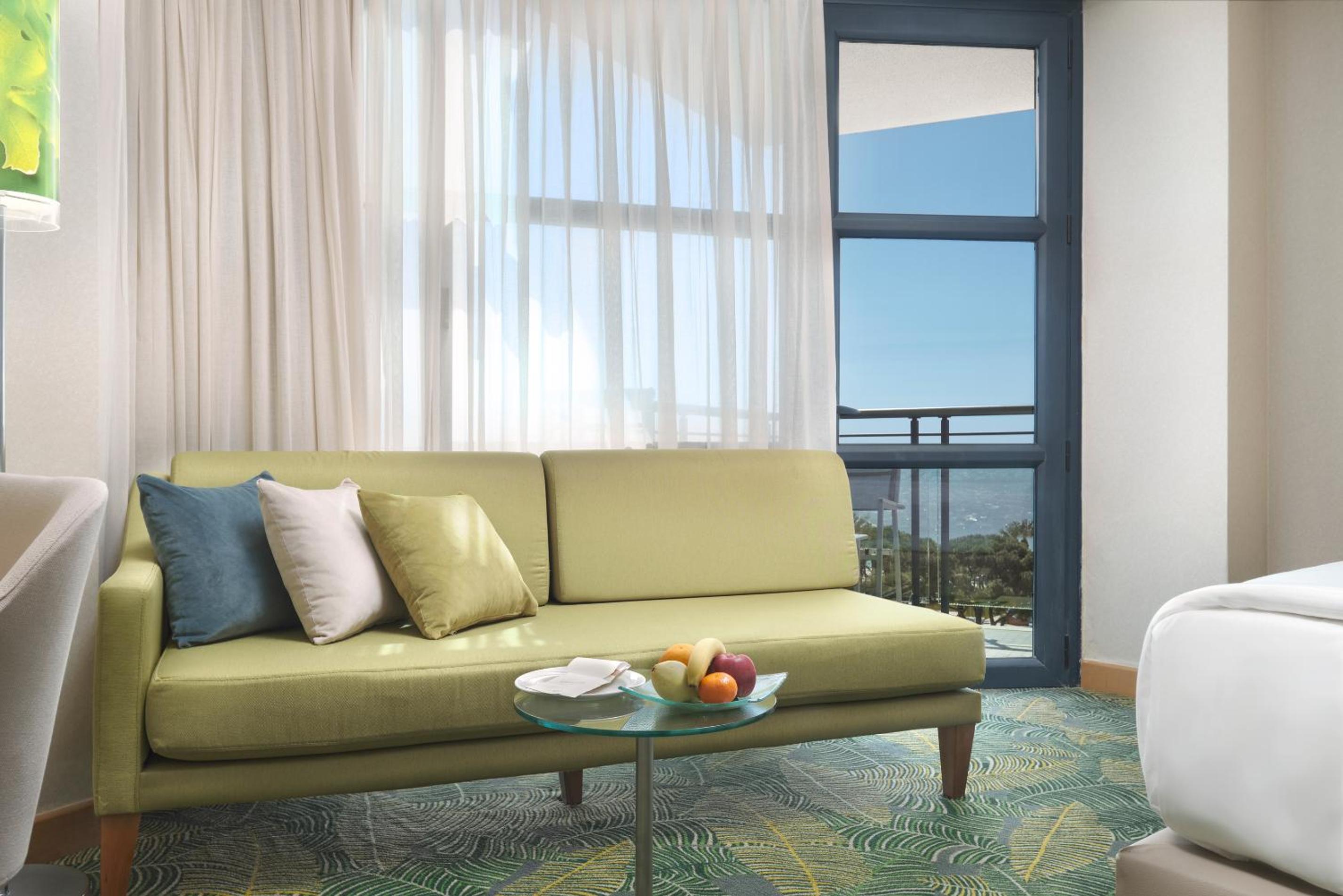 Double Room with Balcony and Sea View photo 2